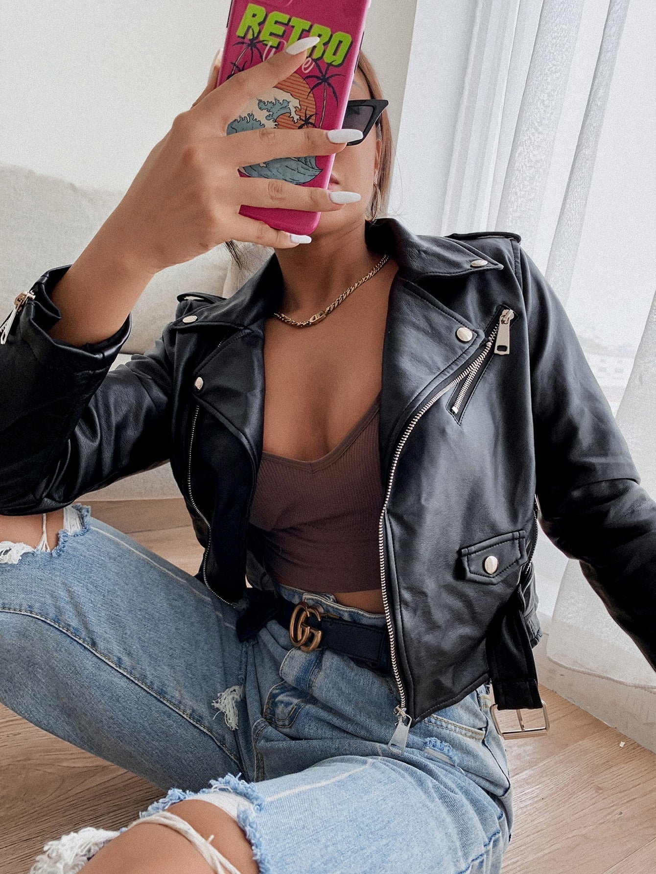 Leder Jacke mit eingekerbtem Kragen, Reißverschluss vorne und Gürtel