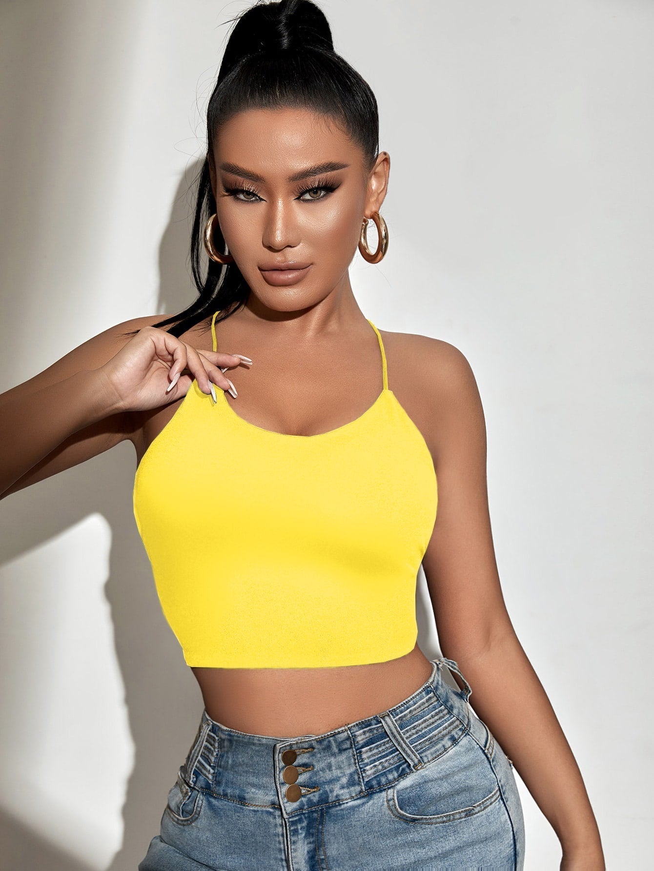 Rückenfreies Crop Cami Top mit Band