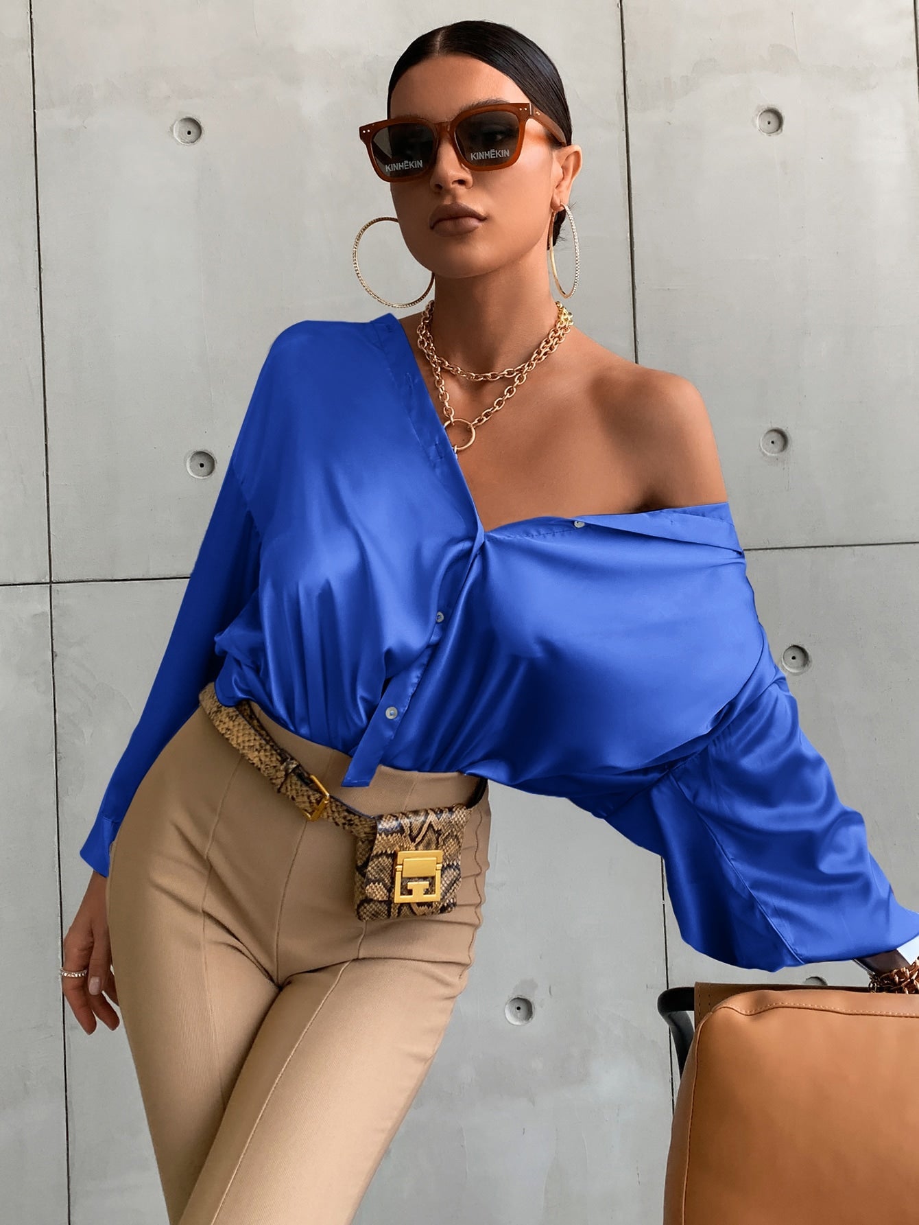 Shirt mit Bischofärmeln, Knopf