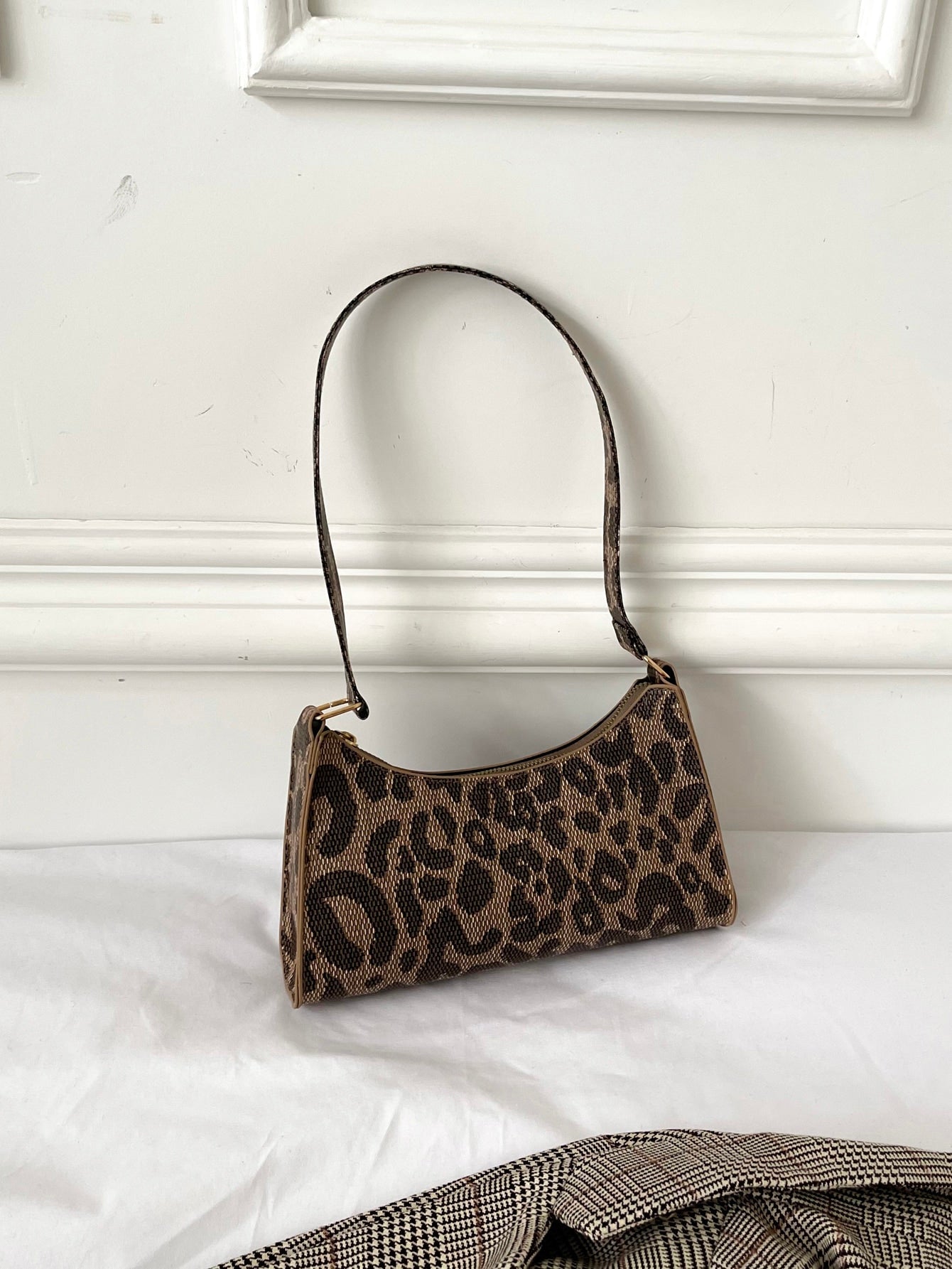 Baguette Tasche mit Leopard Muster