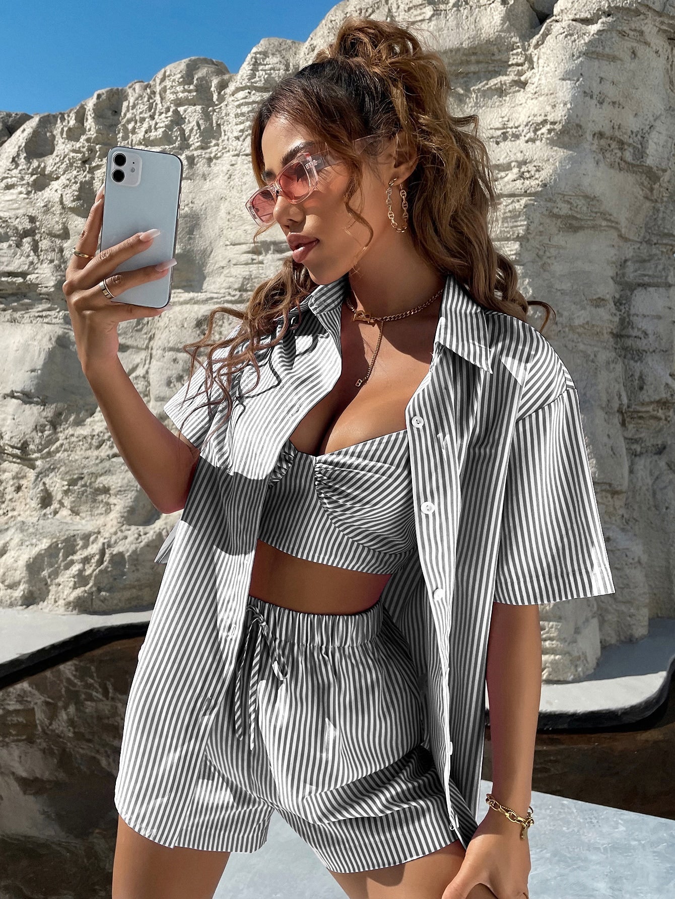 3 Stücke Cami Top mit Streifen Muster & Shorts mit Knoten vorn & Bluse