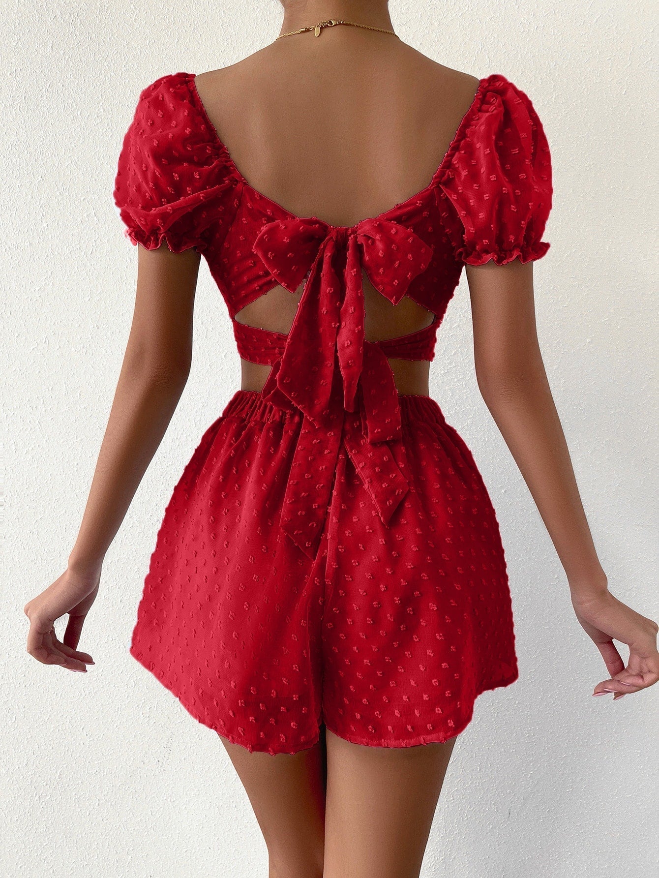 Punkten, Twist vorne, Puffärmeln, Band hinten, Crop Top & Shorts