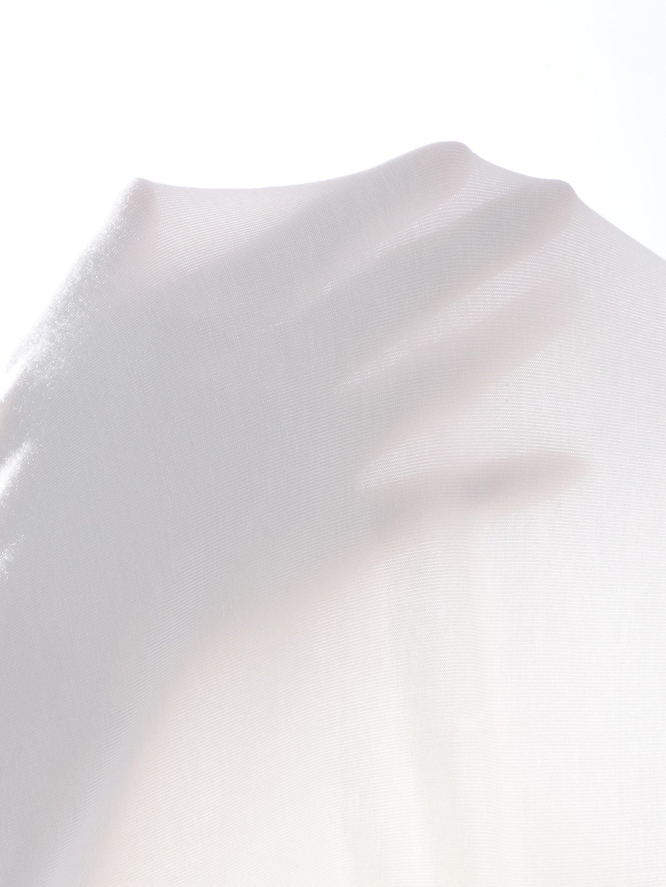 Cami Top mit Kontrast Spitzen, Vollbusiger, asymmetrischem Saum, Crop Mesh