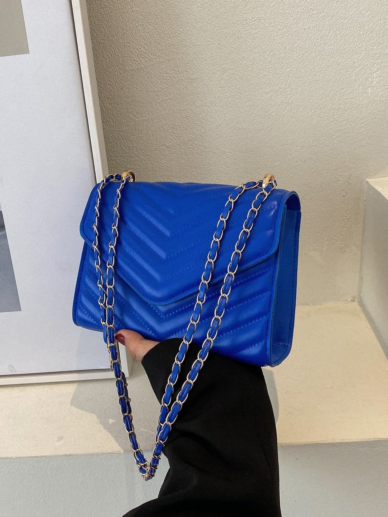 Quadratische Tasche mit Chevron Druckknopf