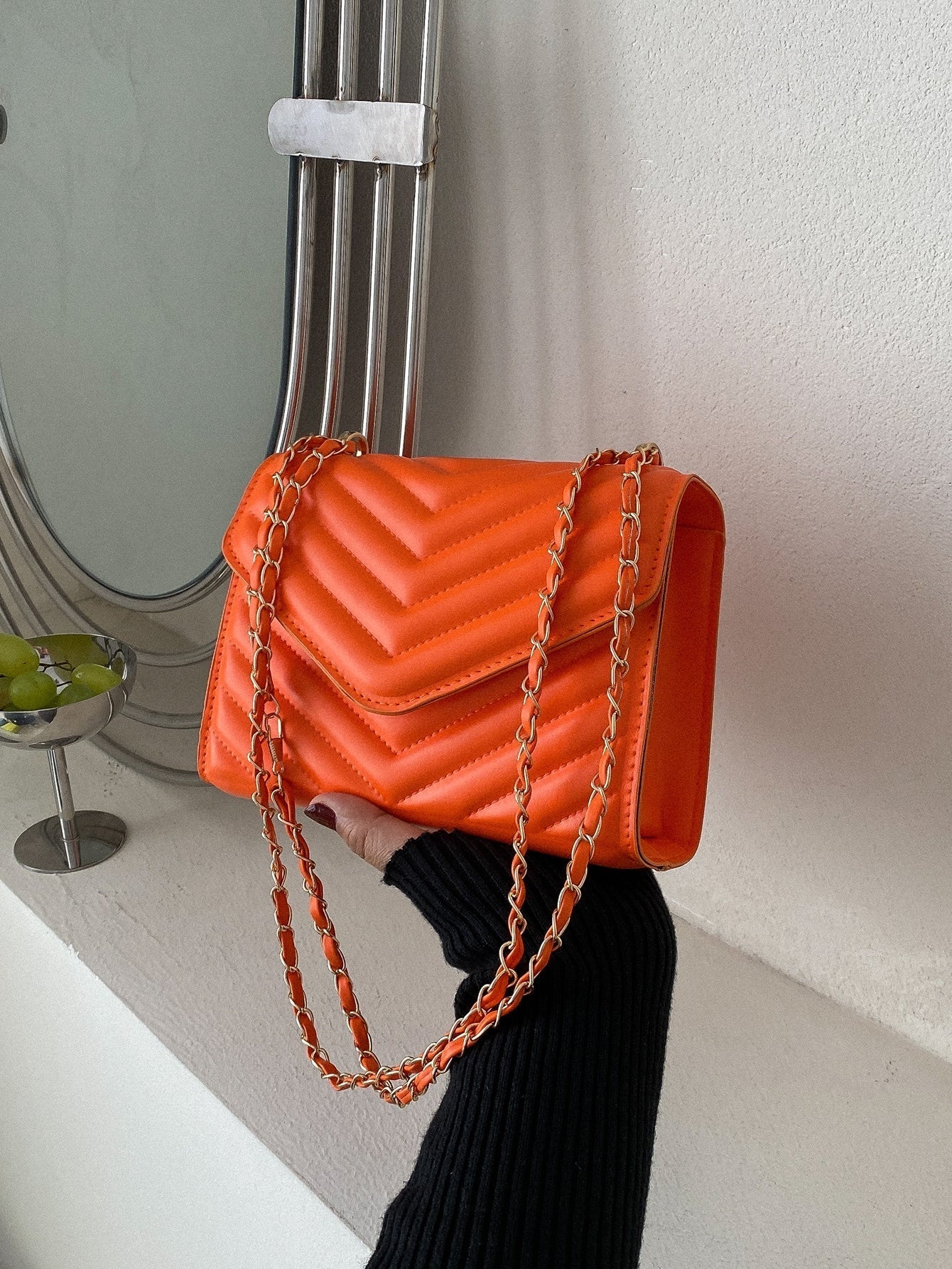 Quadratische Tasche mit Chevron Druckknopf