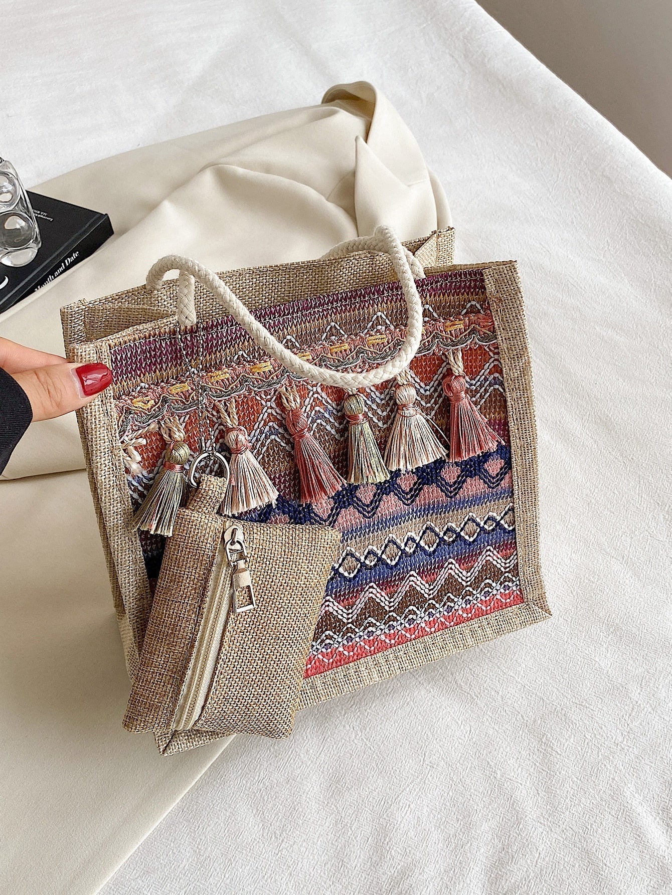 Quadratische Tasche mit geometrischem Muster, Farbblock, Quaste Dekor, & Münzenbeutel