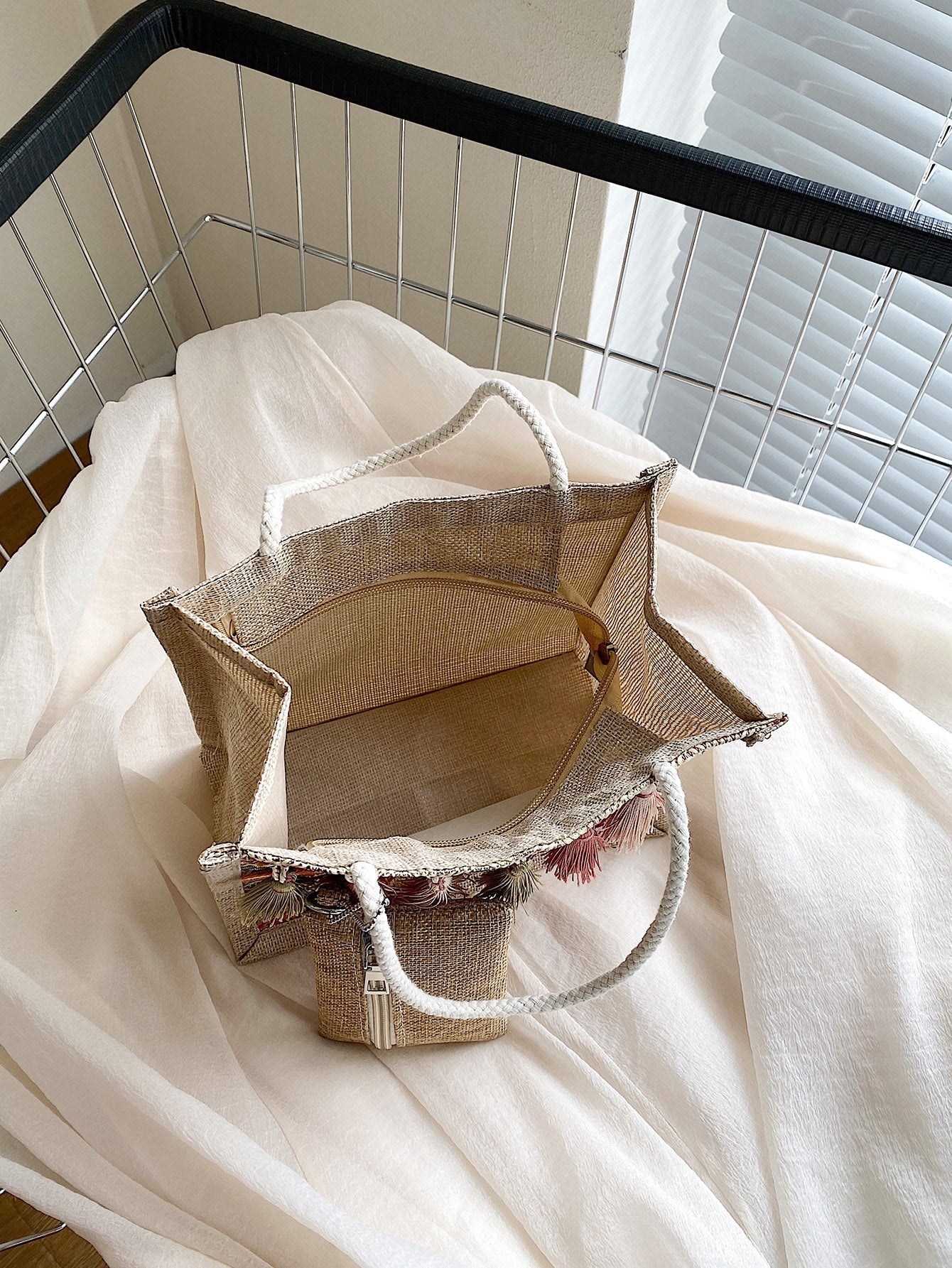 Quadratische Tasche mit geometrischem Muster, Farbblock, Quaste Dekor, & Münzenbeutel