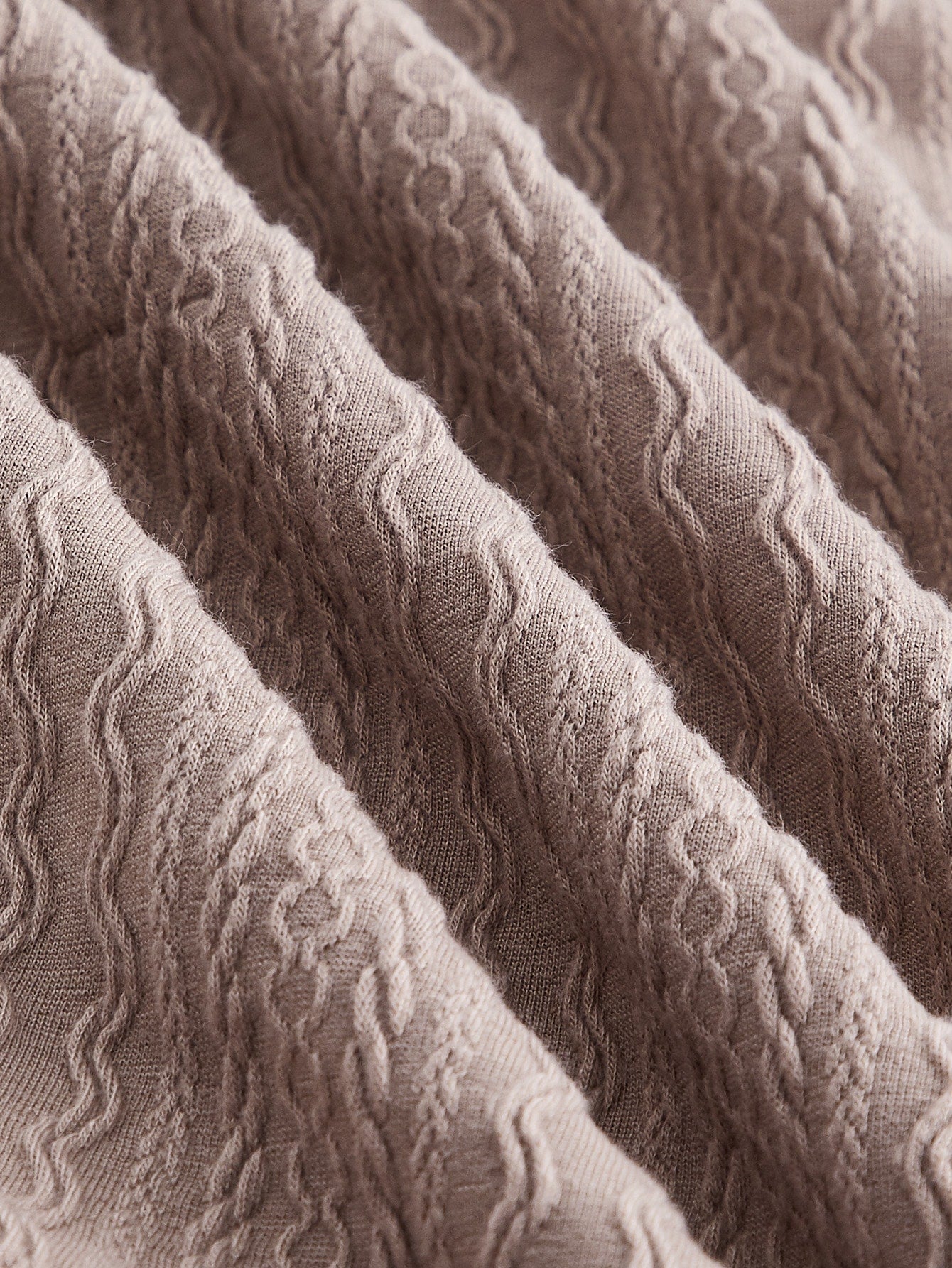 Cami Kleid mit Schlitz am Saum