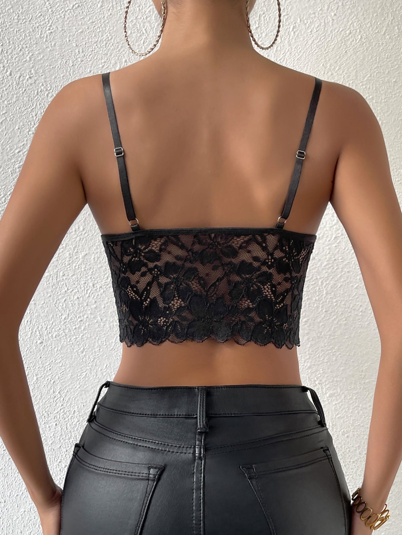 Cami Top mit Kreuzgurt, Crop Spitze