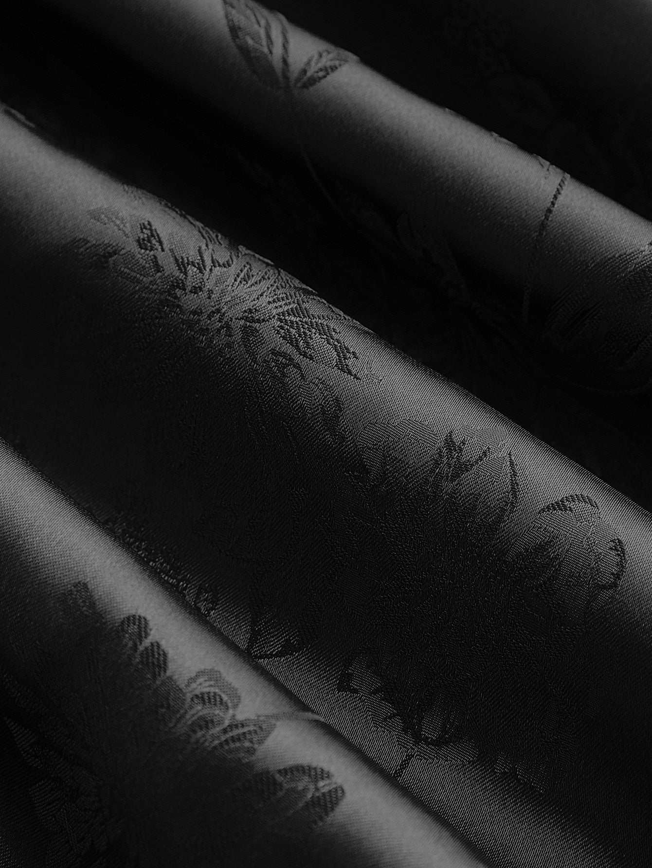 Belle Jacquard Satin Cami Kleid