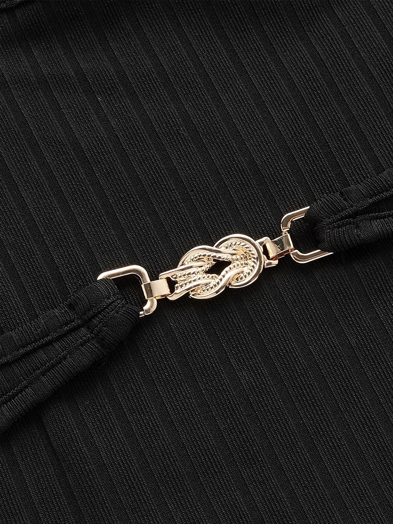 Crop T-Shirt mit Rippenstrick Kette, vorne, Band hinten