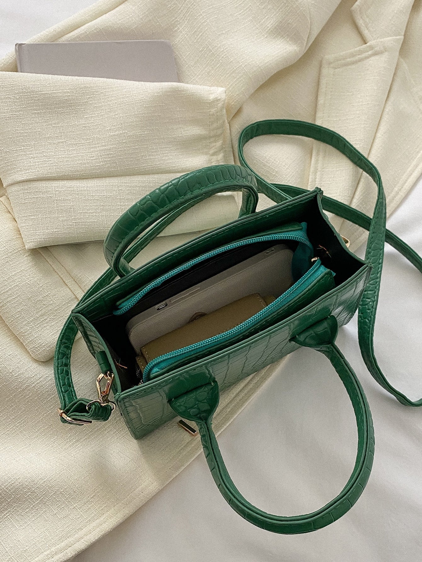 Quadratische Tasche mit Krokodil Prägung, Doppelgriff