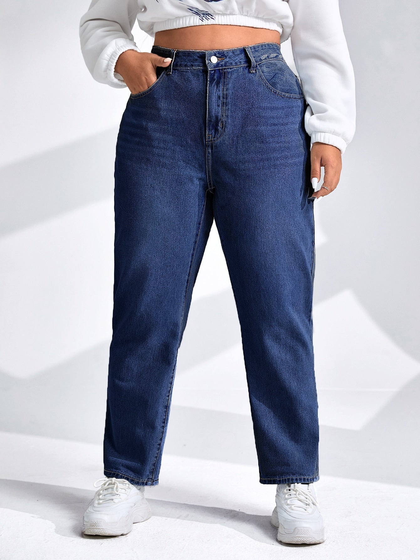 PLUSSIZE Mom Fit Jeans mit Flicken Detail