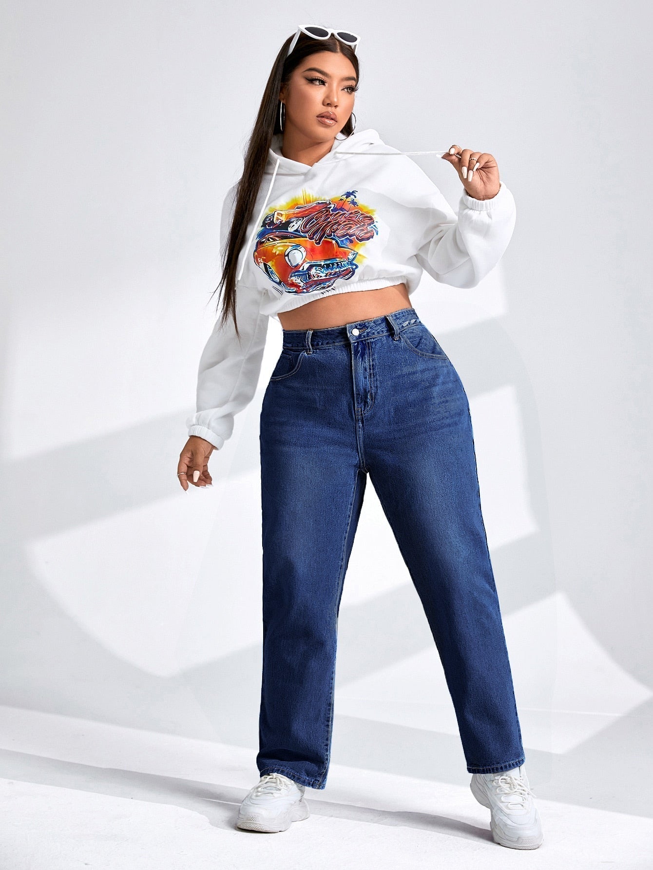 PLUSSIZE Mom Fit Jeans mit Flicken Detail