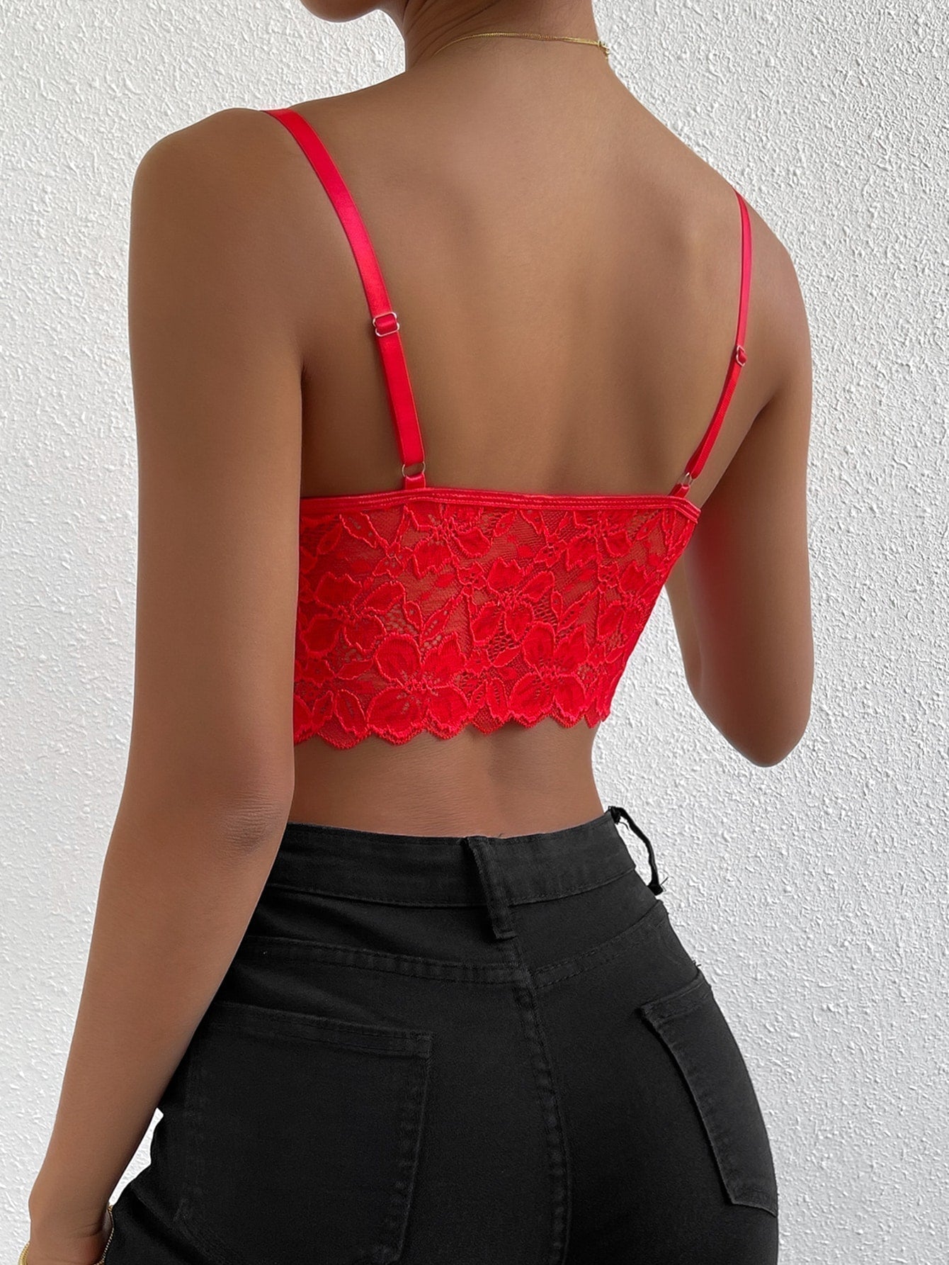 Cami Top mit Kreuzgurt, Crop Spitze
