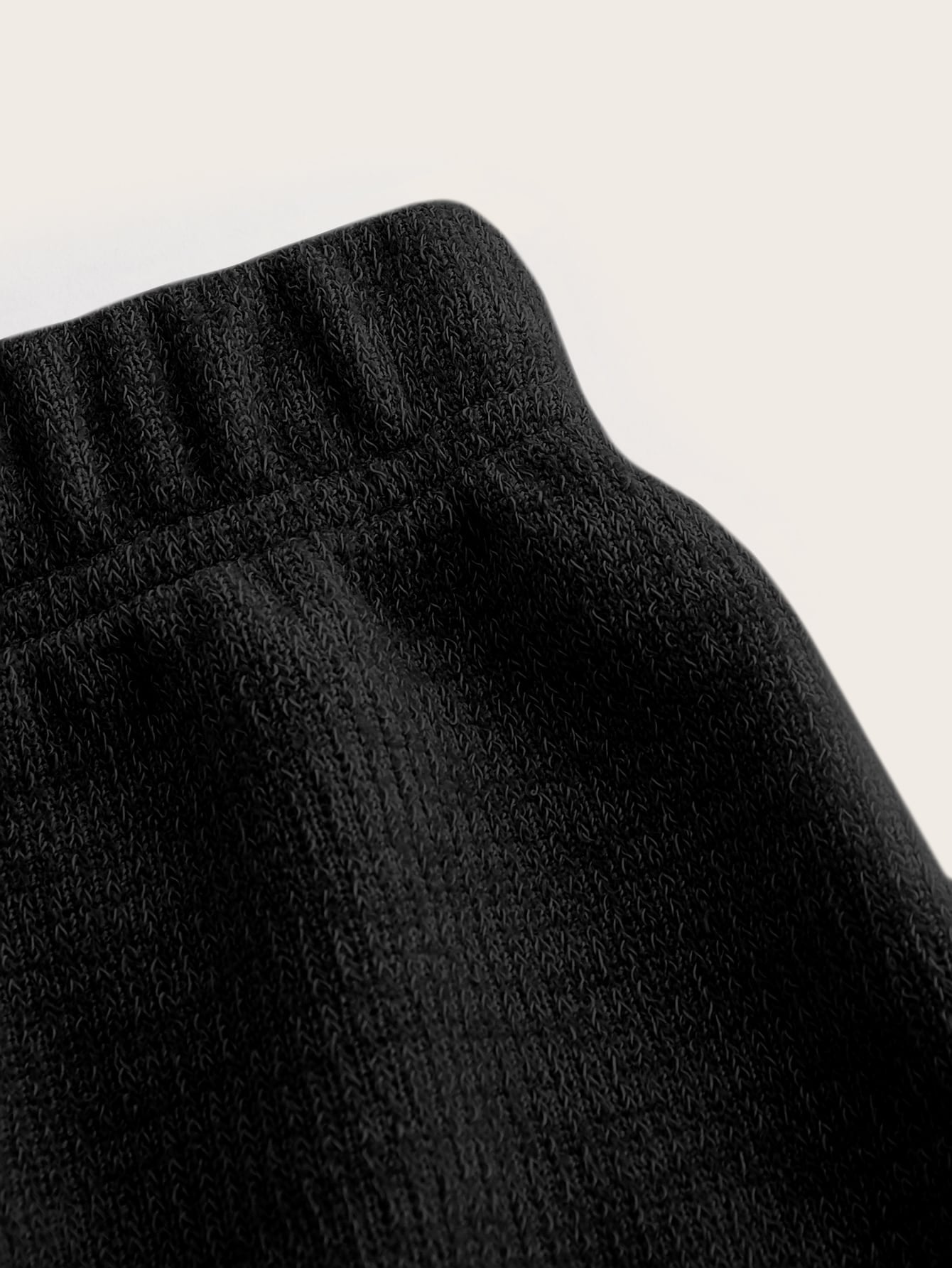 TRENDING Crop Tube Top & Hose mit weiten Beinen