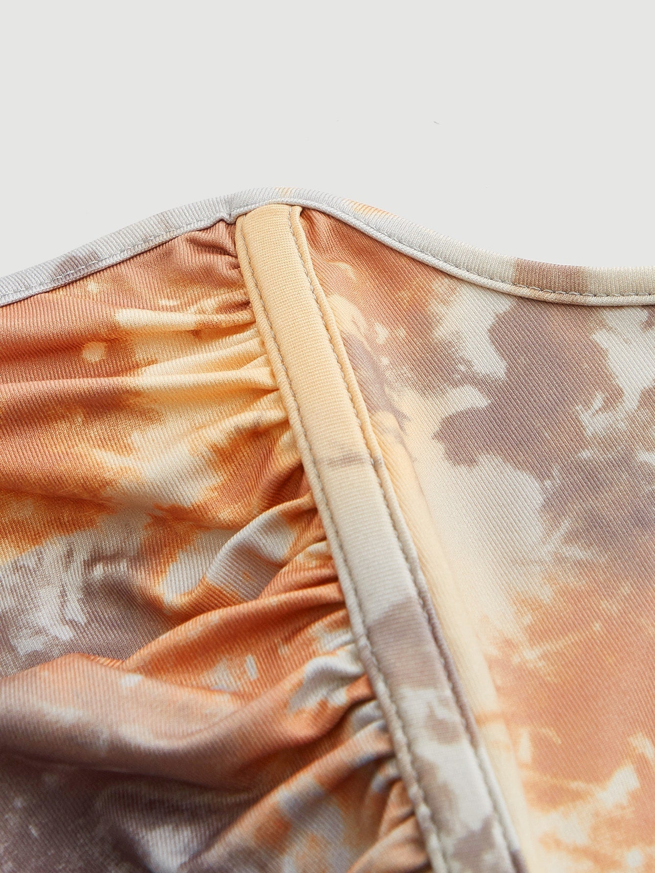 Tube Top mit Batik, asymmetrischem Saum, Rüschen