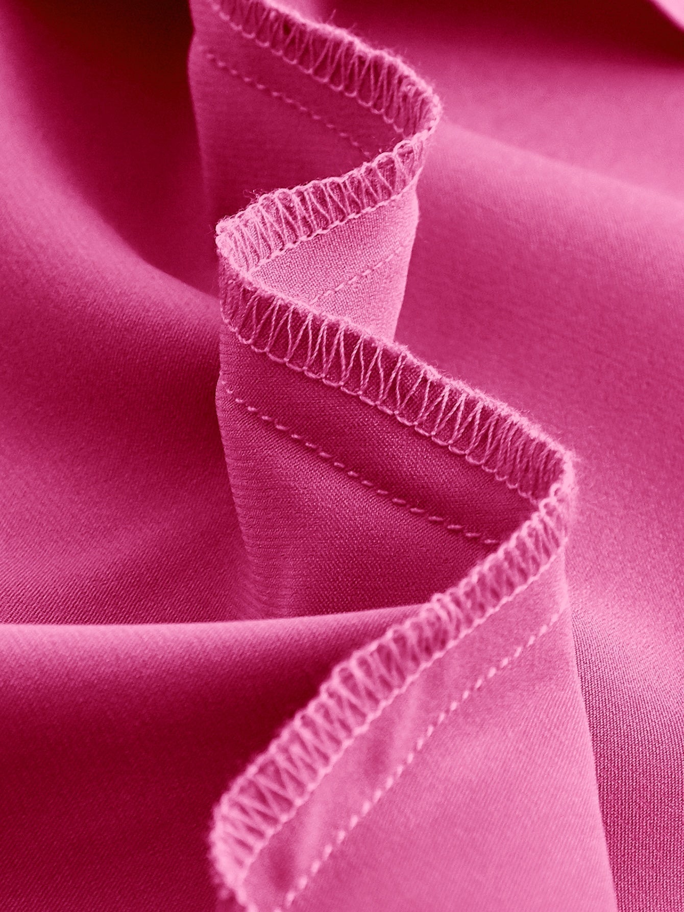 Cami Kleid mit Wasserfallausschnitt, asymmetrischem Saum