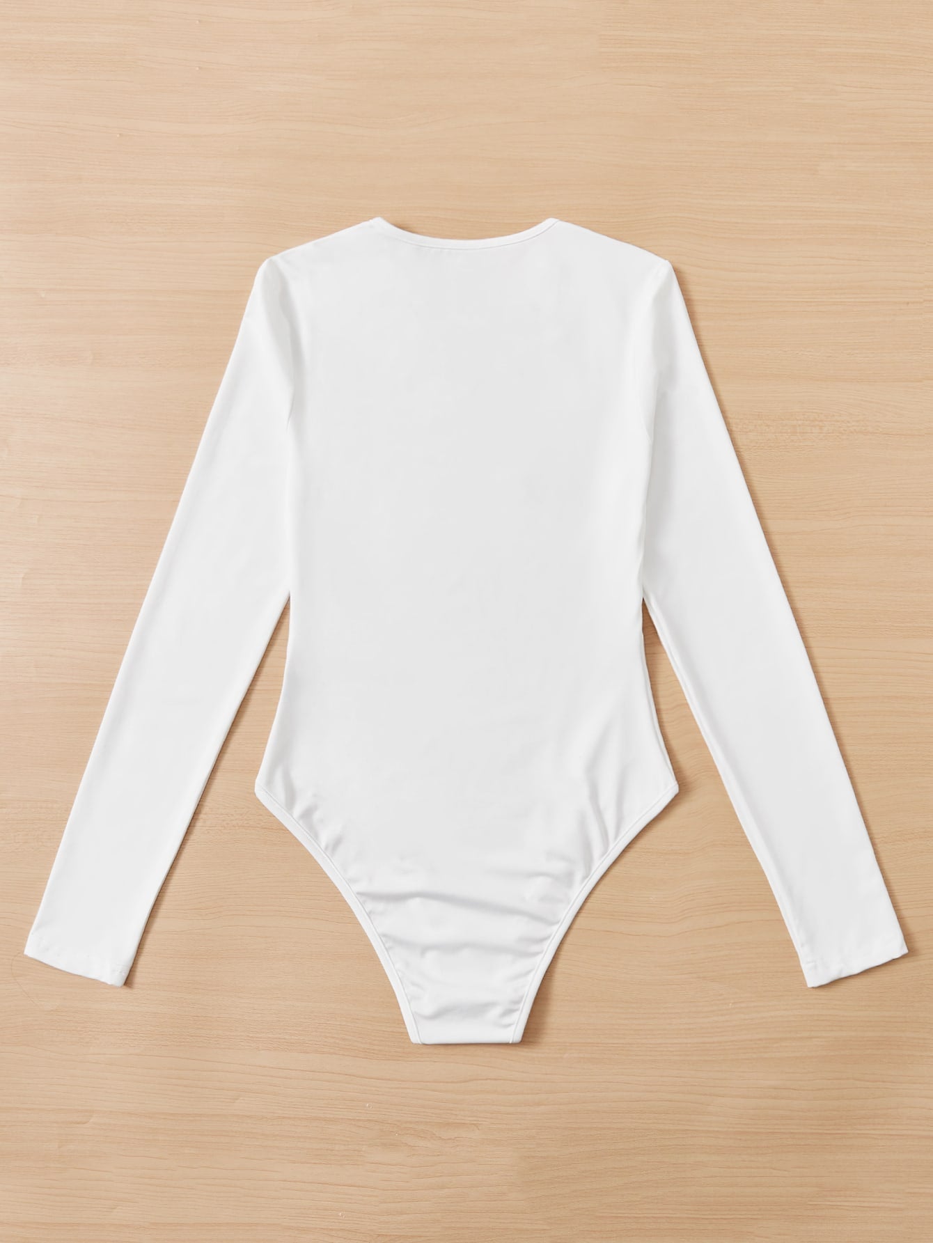 T-Shirt Body mit schmaler Passform, rundem Kragen,