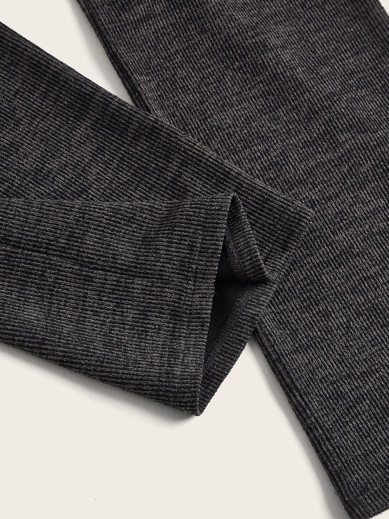 TRENDING Crop Tube Top & Hose mit weiten Beinen