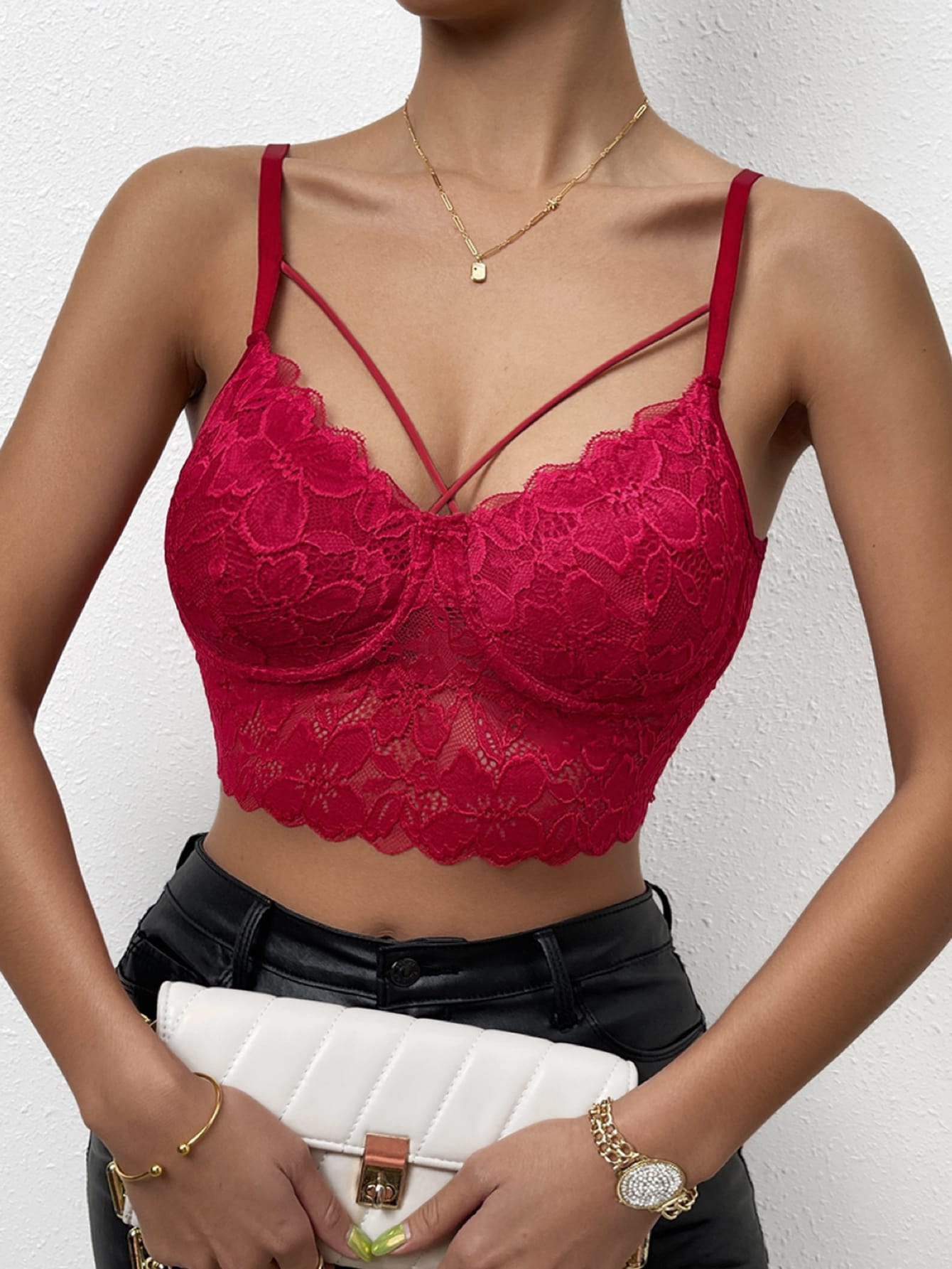 Cami Top mit Kreuzgurt, Crop Spitze