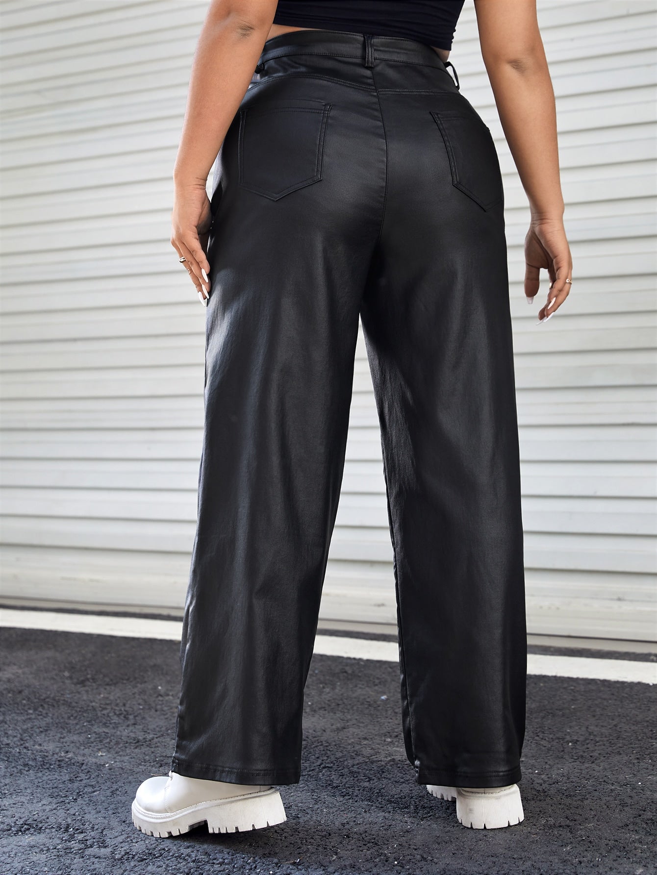 Plussize Jeans mit geradem Beinschnitt, Lederoptik