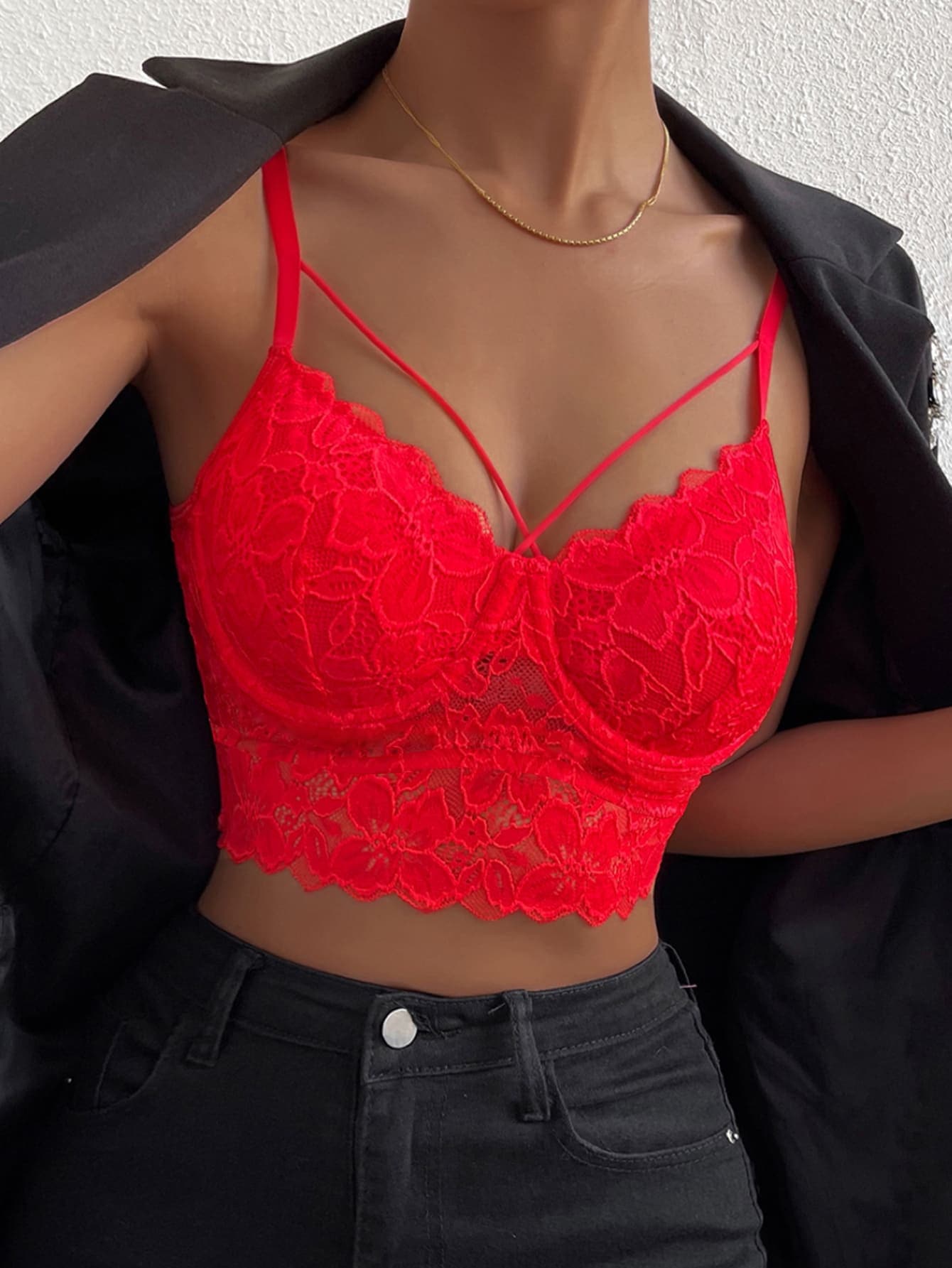 Cami Top mit Kreuzgurt, Crop Spitze