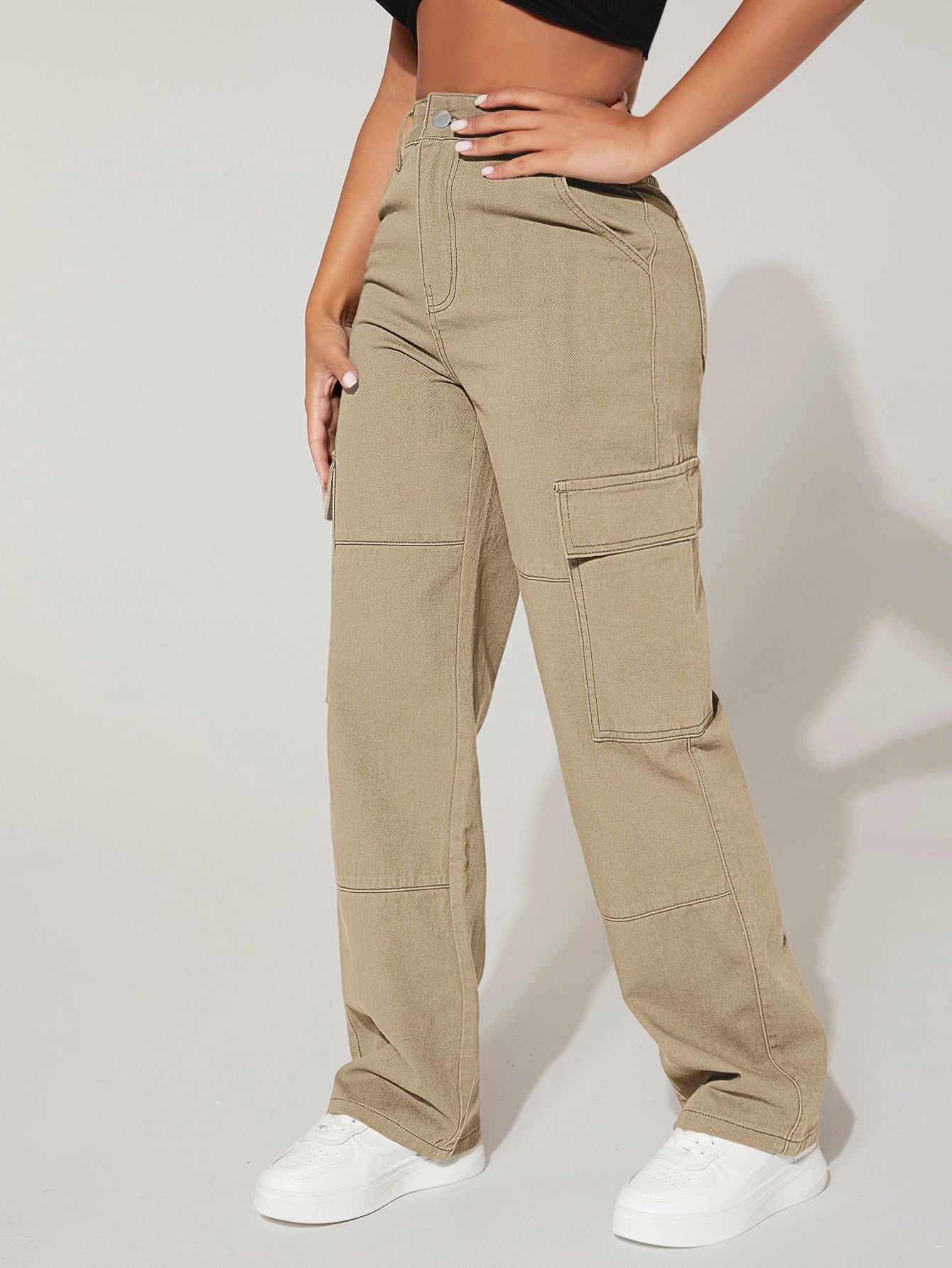 PETITE Cargo Jeans mit hoher Taille, Pattentasche