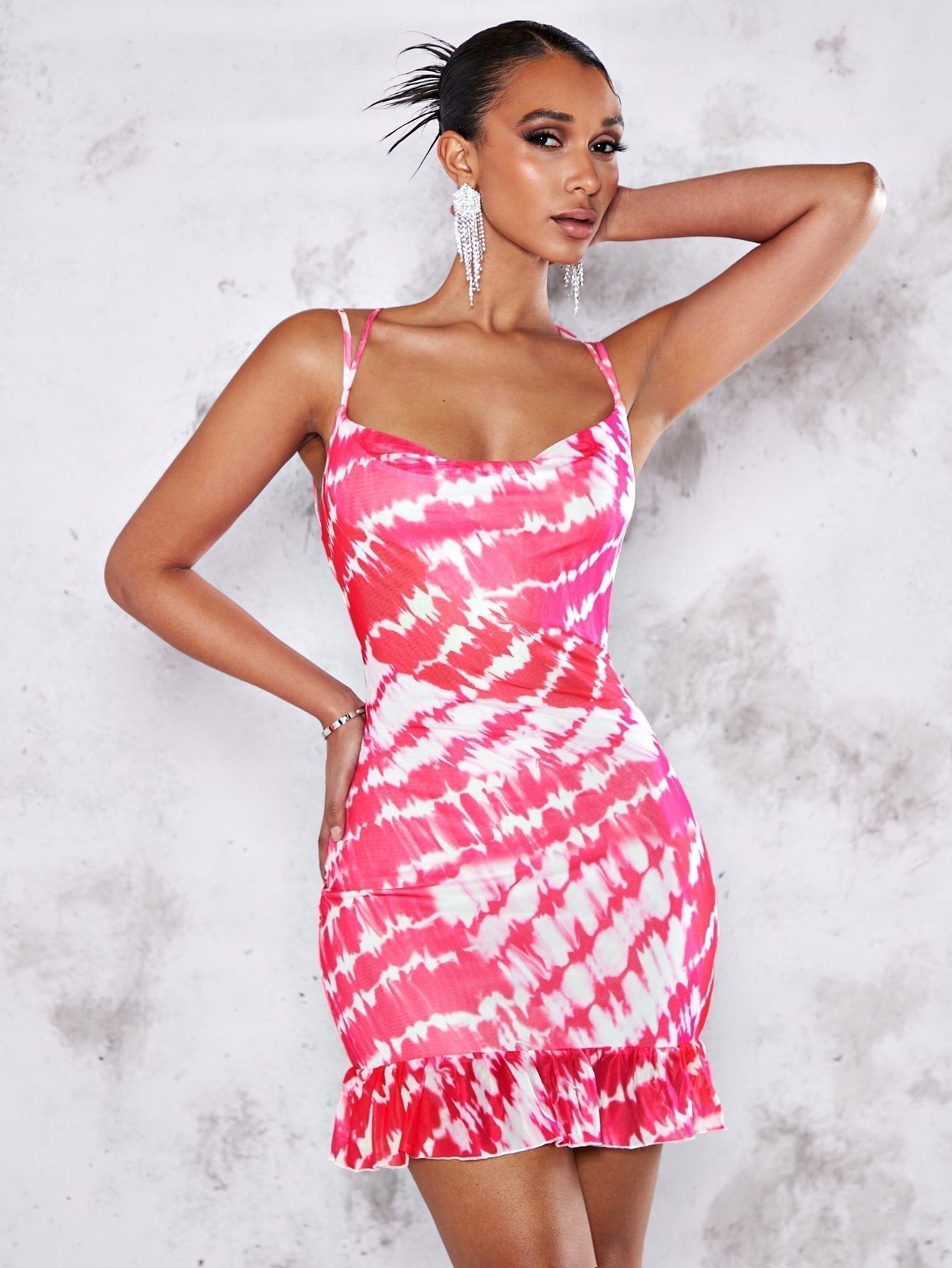 Cami Kleid mit Batik, Band auf Rücken, Rüschen