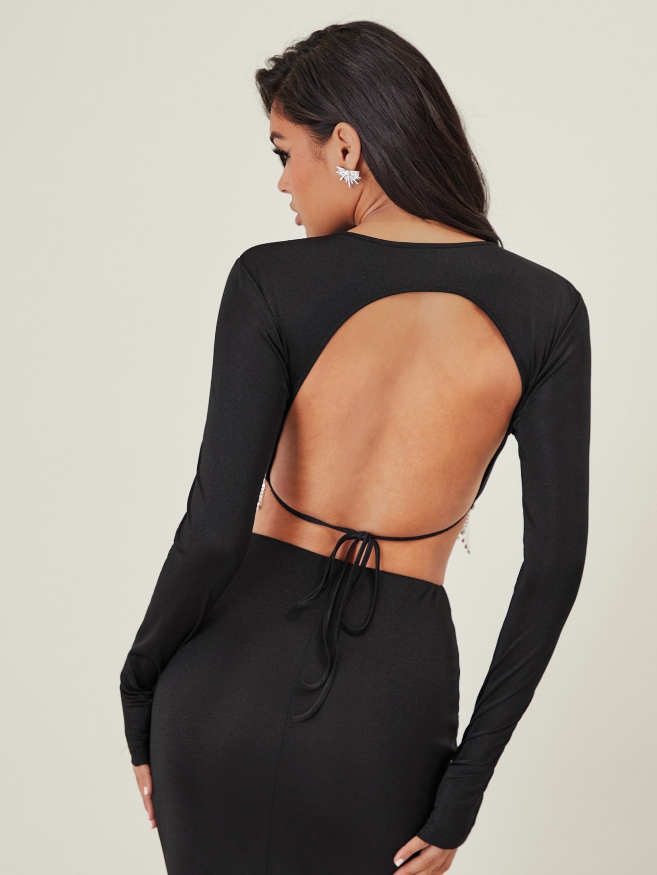 TRENDING Crop Top mit Strass, Fransen, Kreuzgurt auf Rücken