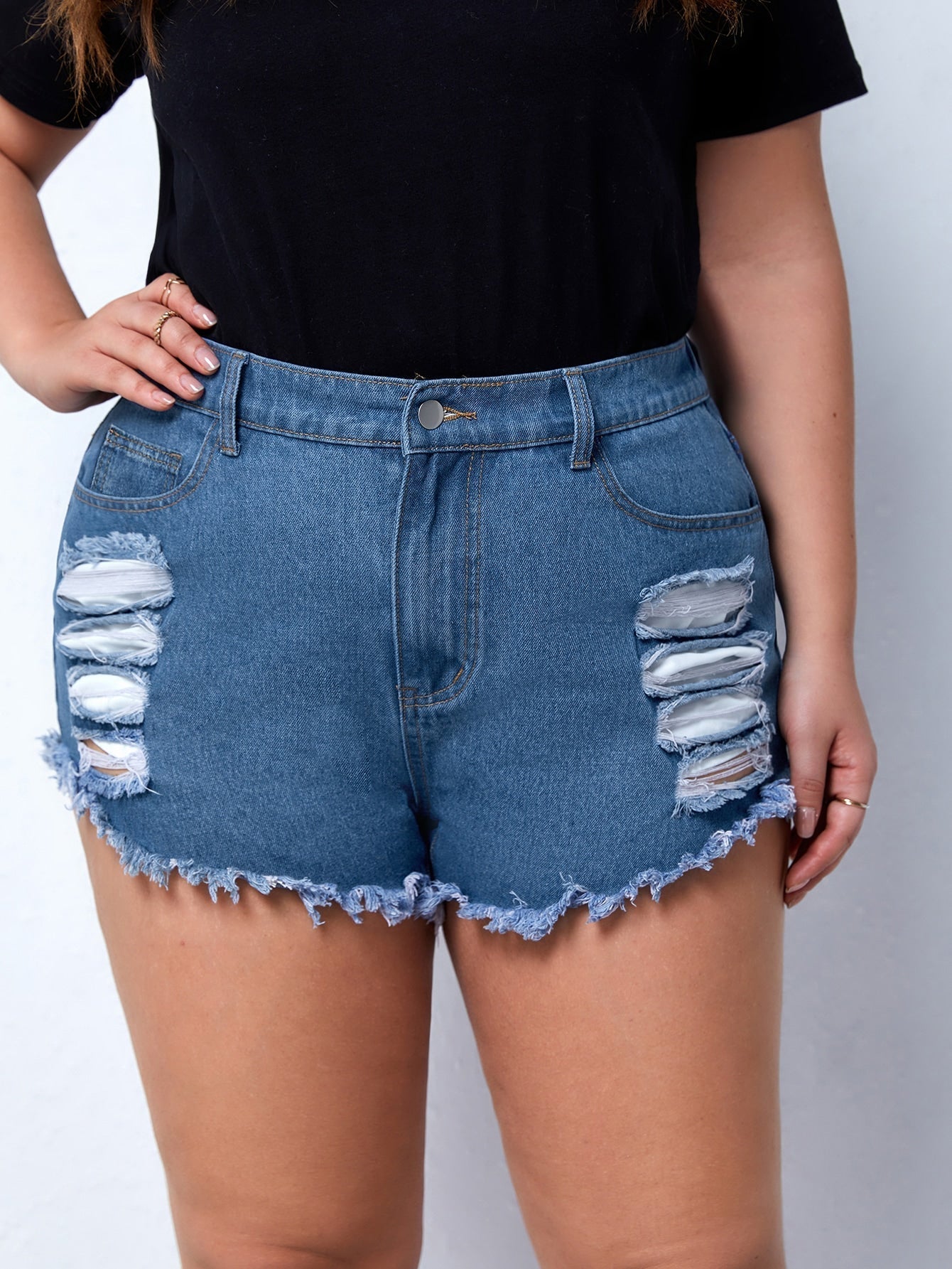 Plussize Denim Shorts mit Riss, unbearbeitetem Saum