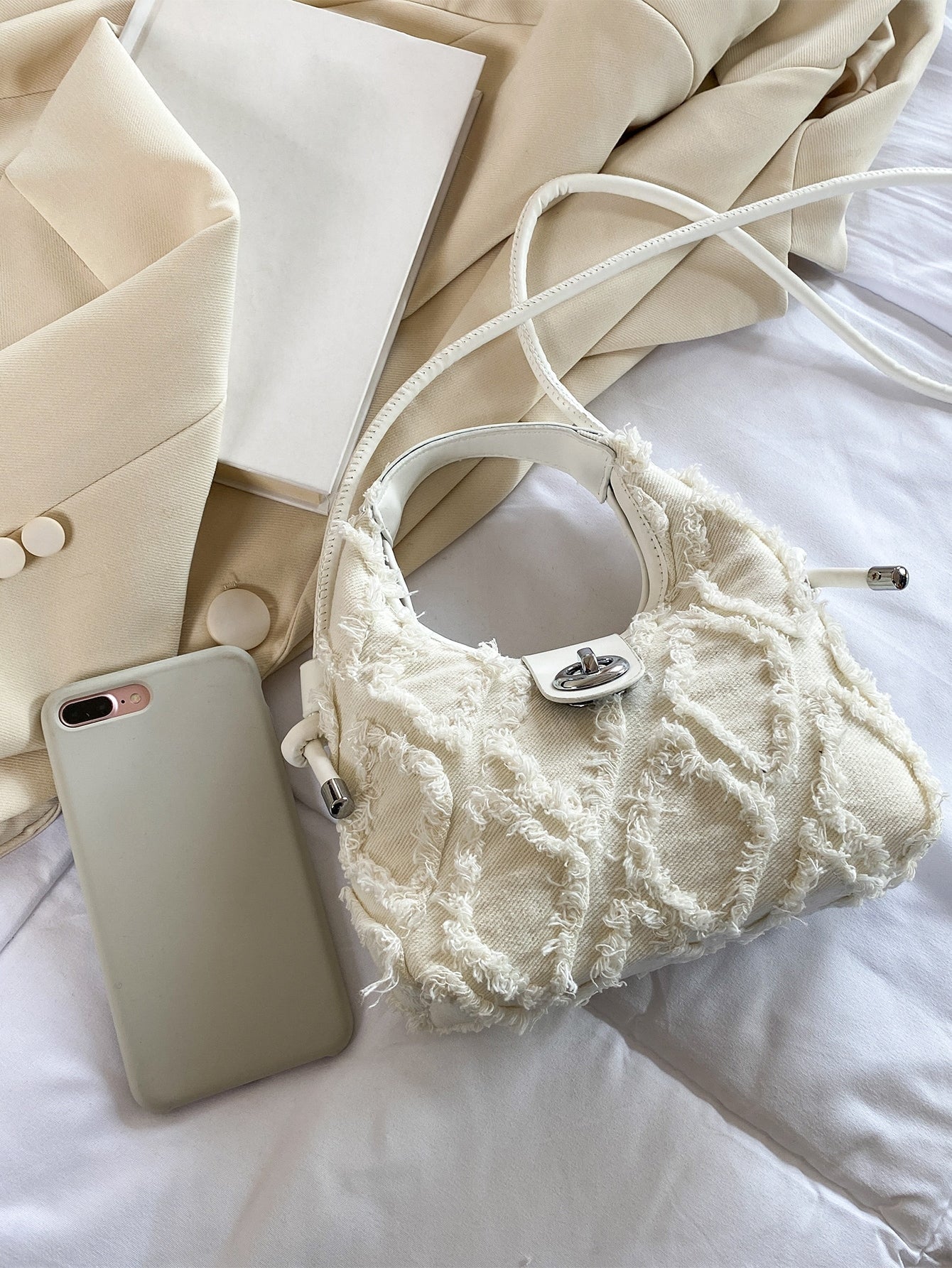 Hobo Tasche mit Mini unbearbeitetem Saum, Drehverschluss