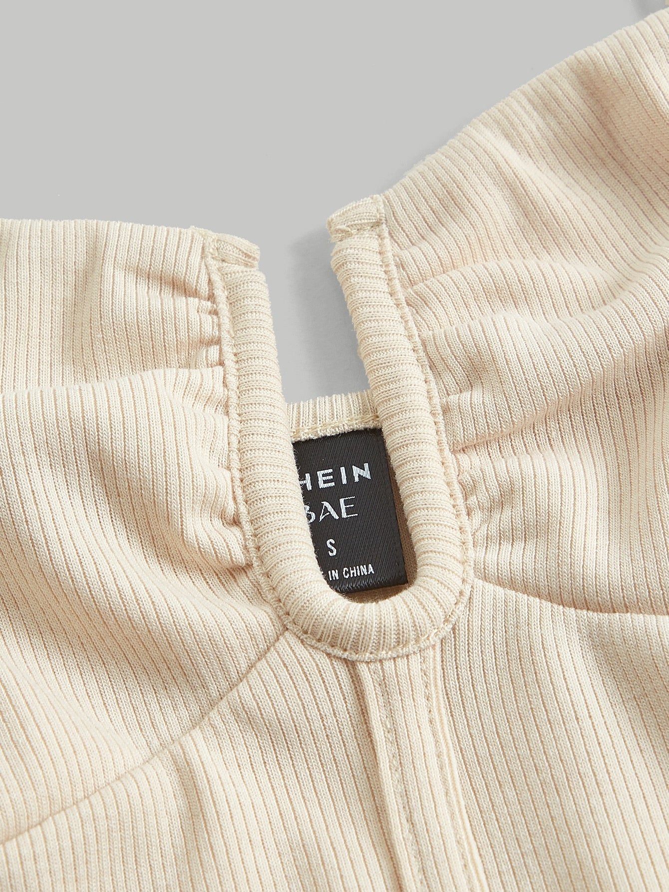 Cami Top mit Zipfelsaum