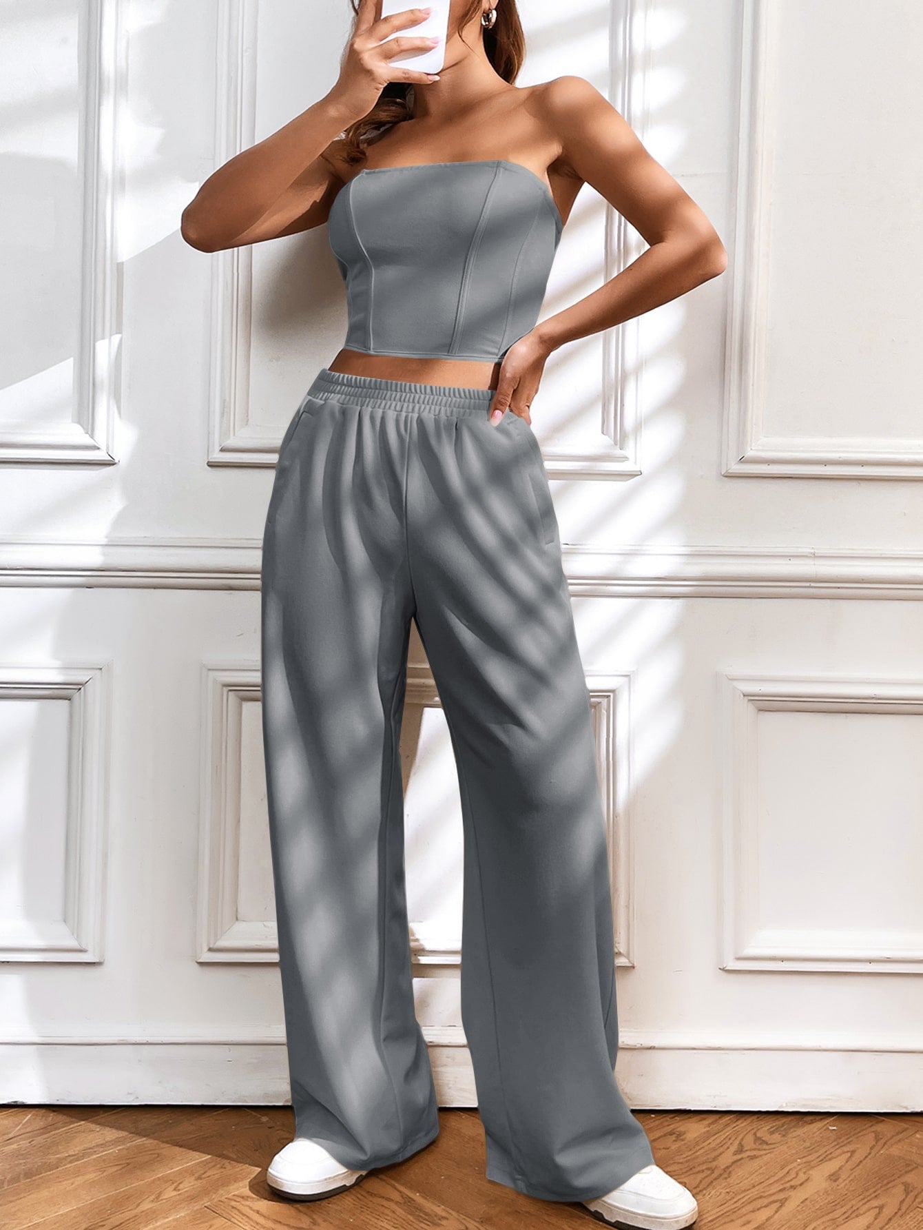 Crop Tube Top mit Reißverschluss hinten, & Hose mit weiten Beinen