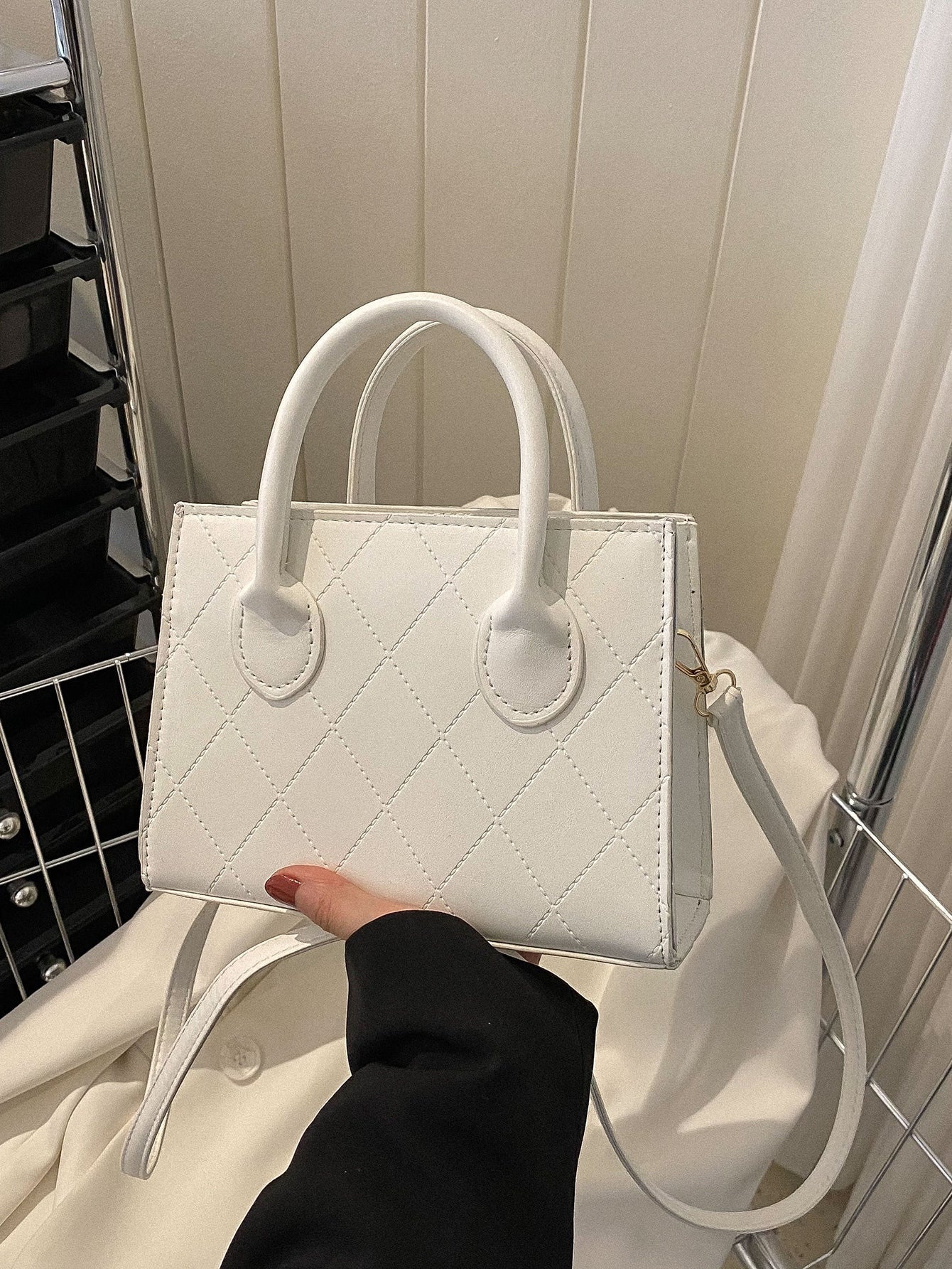 Quadratische Tasche mit Krokodil Prägung, Doppelgriff