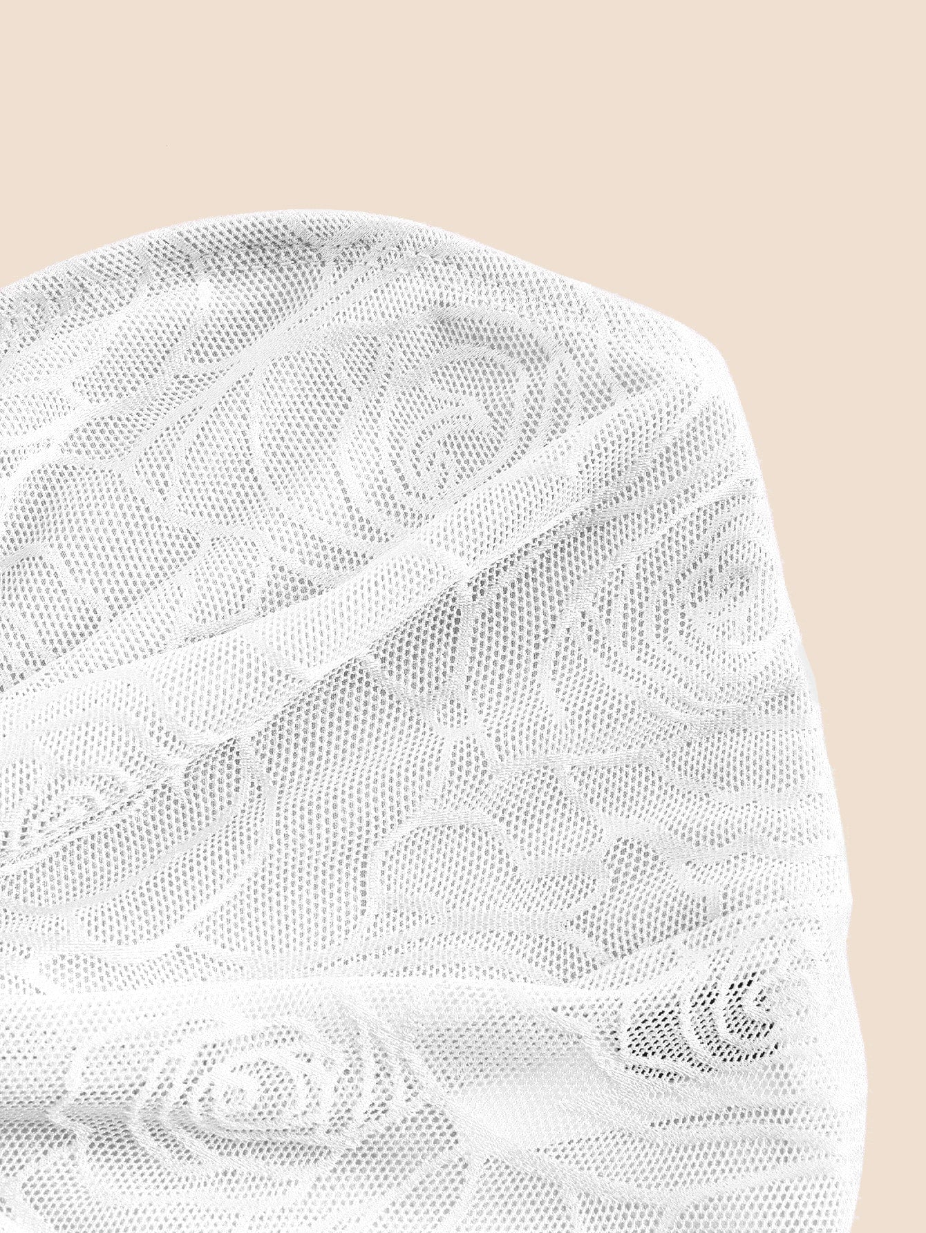 Tube Top mit Twist vorne, asymmetrischem Saum,