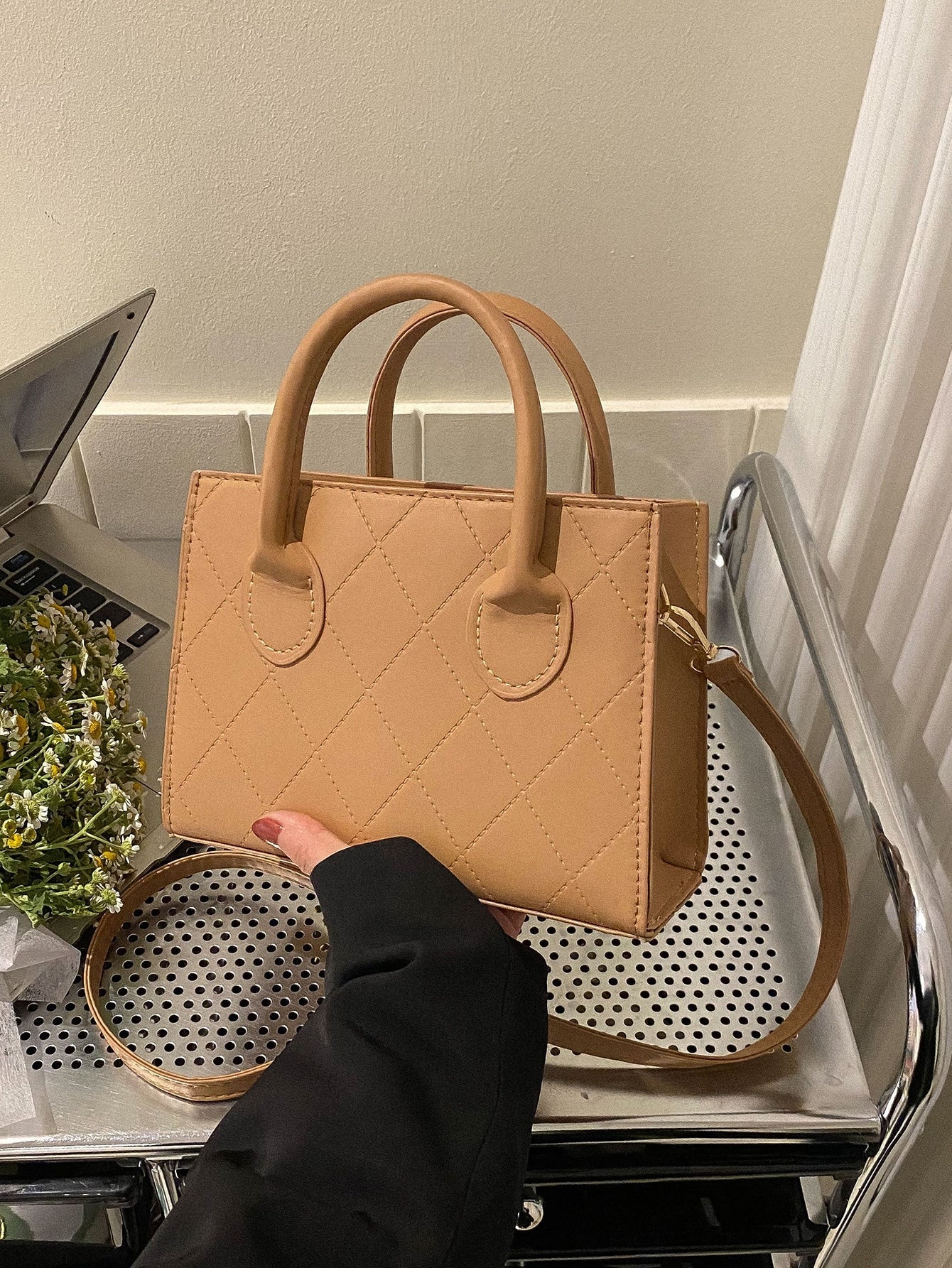 Quadratische Tasche mit Krokodil Prägung, Doppelgriff