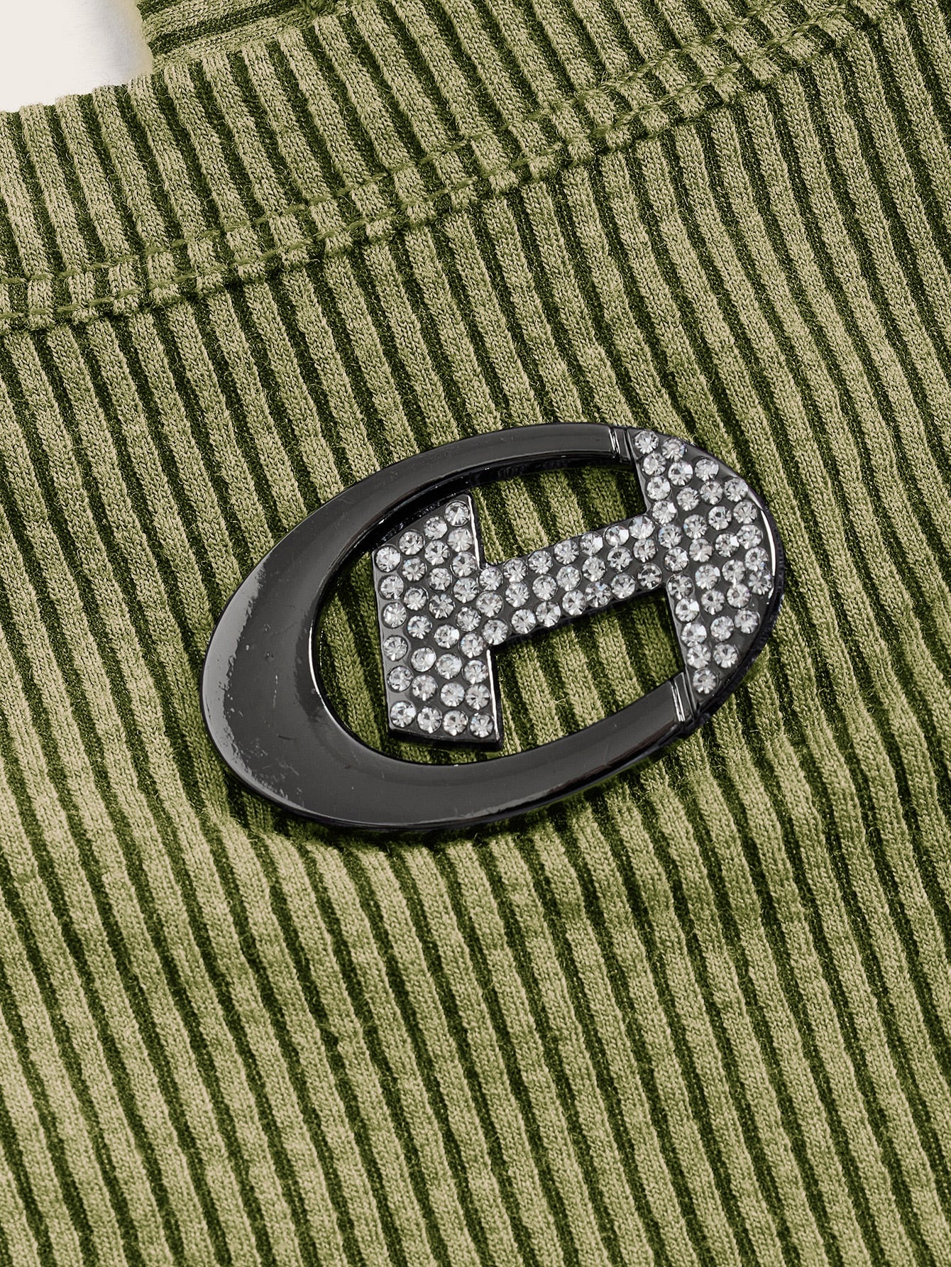 ICON Crop Cami Top mit Buchstabe Flicken Detail