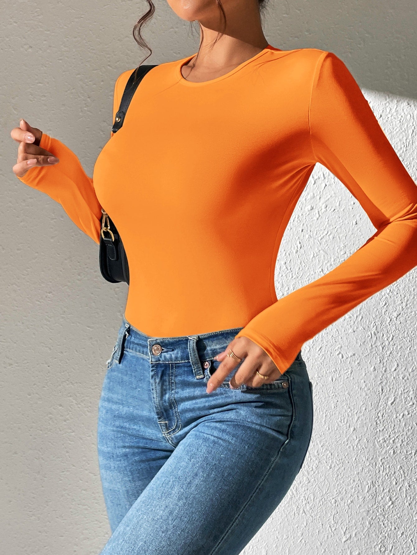 T-Shirt Body mit schmaler Passform, rundem Kragen,