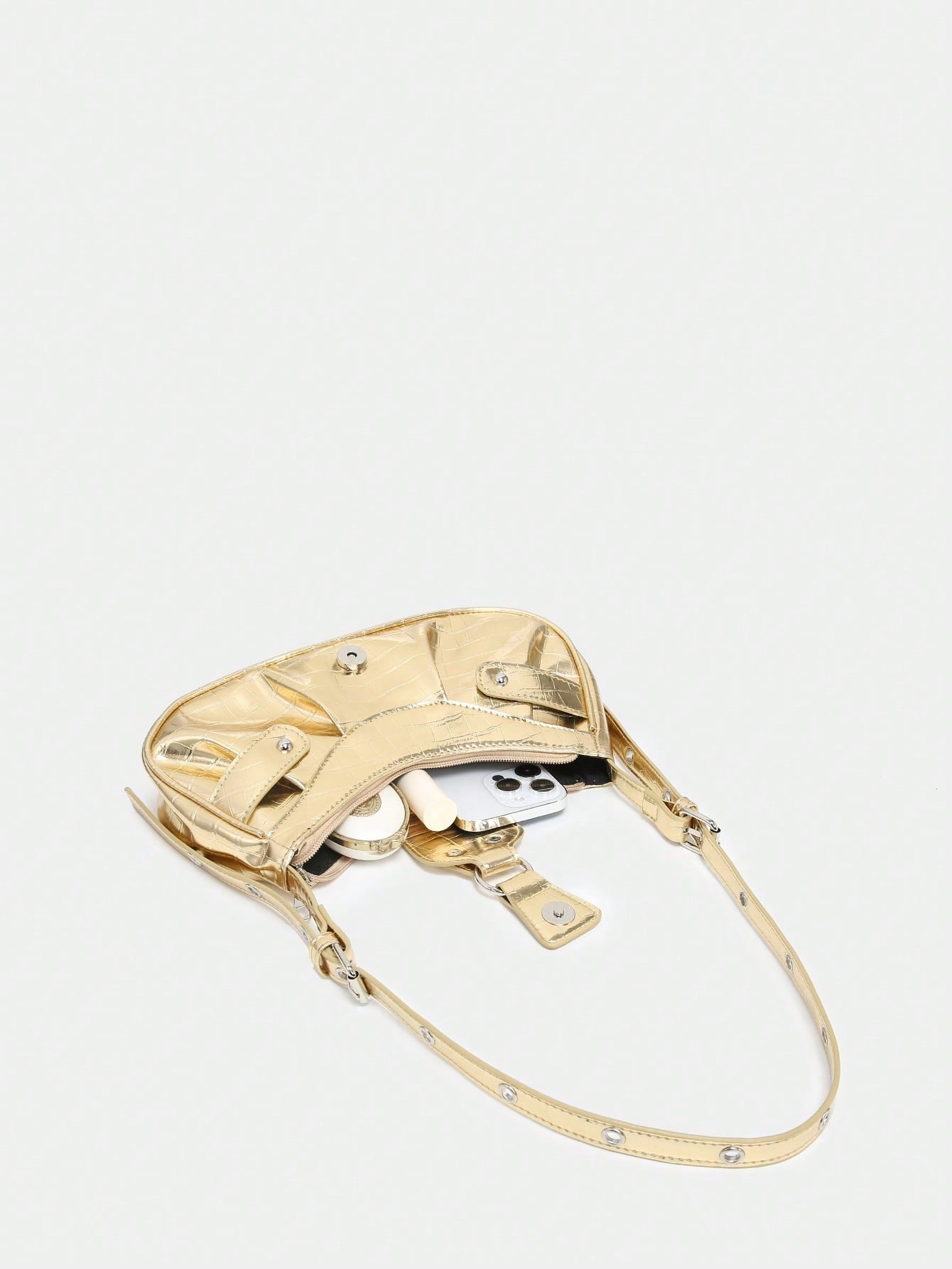 Geraffte Tasche mit Nieten Dekor