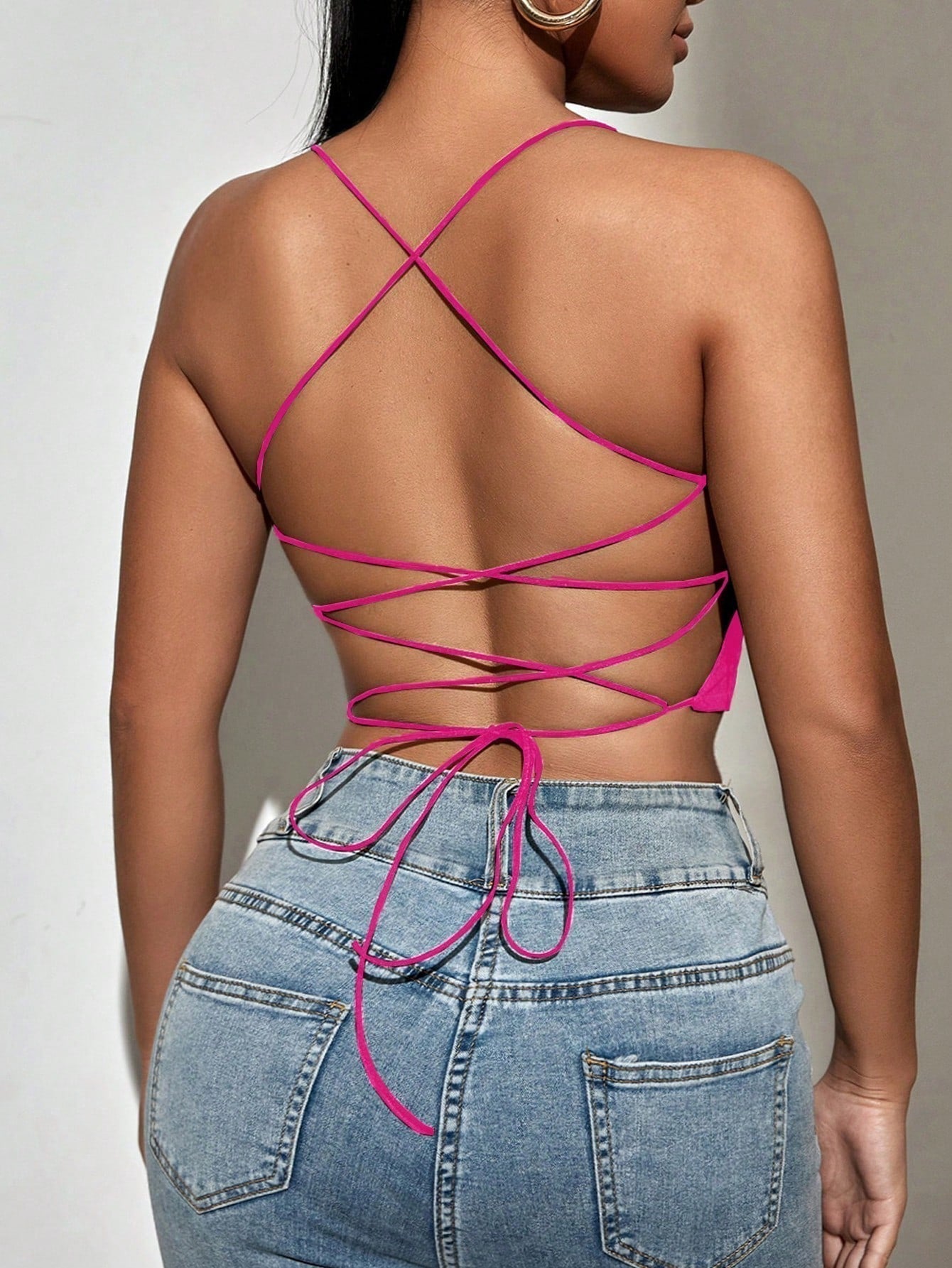 Rückenfreies Crop Cami Top mit Band