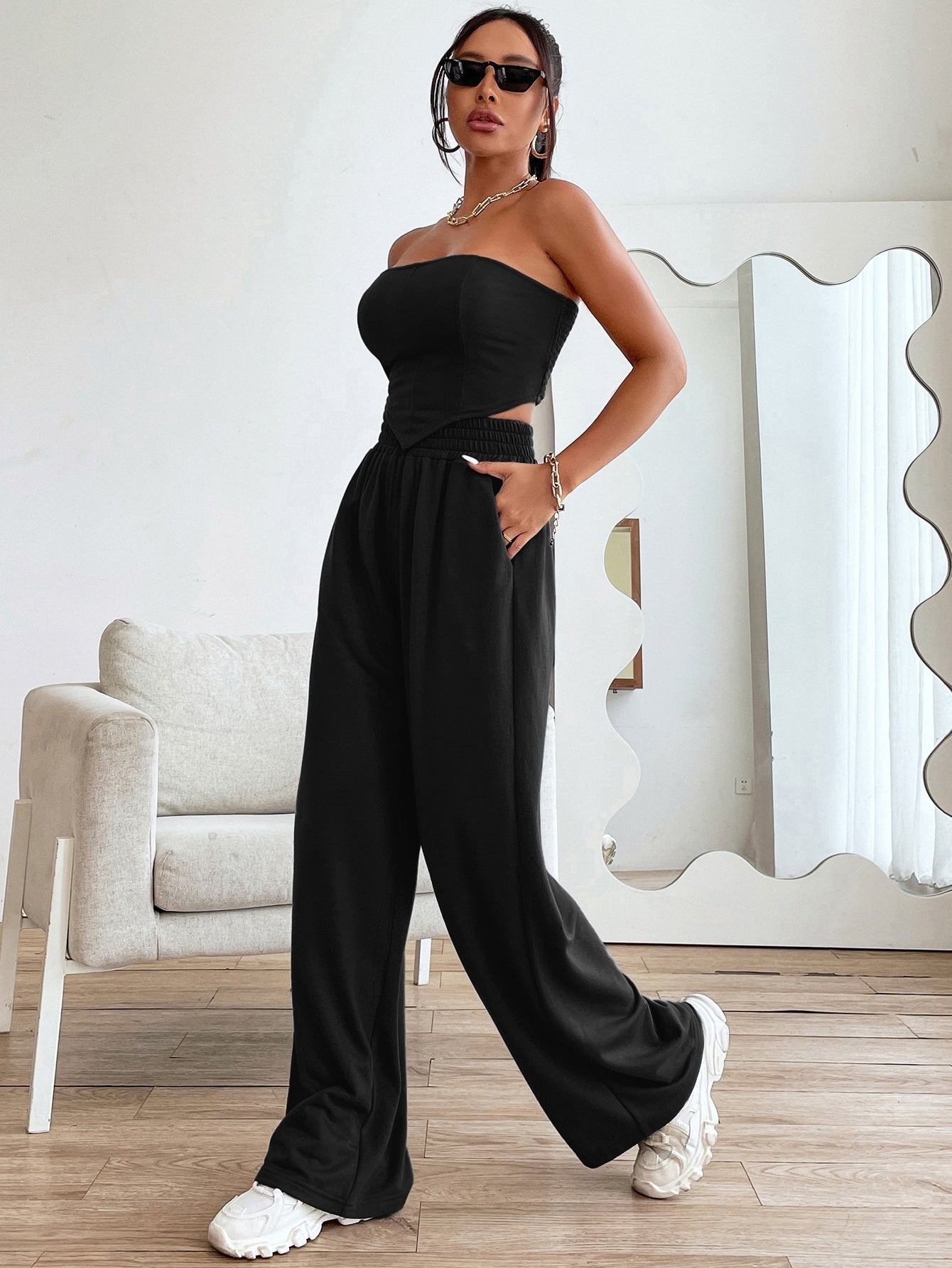 Crop Tube Top mit geraffter Rückseite, Bandana Saum & Hose