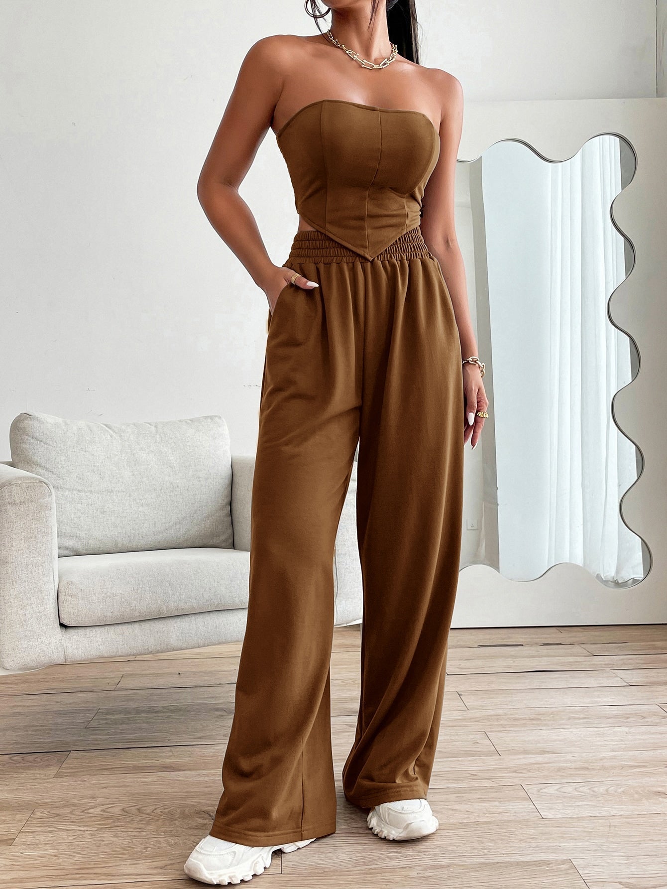 Crop Tube Top mit geraffter Rückseite, Bandana Saum & Hose