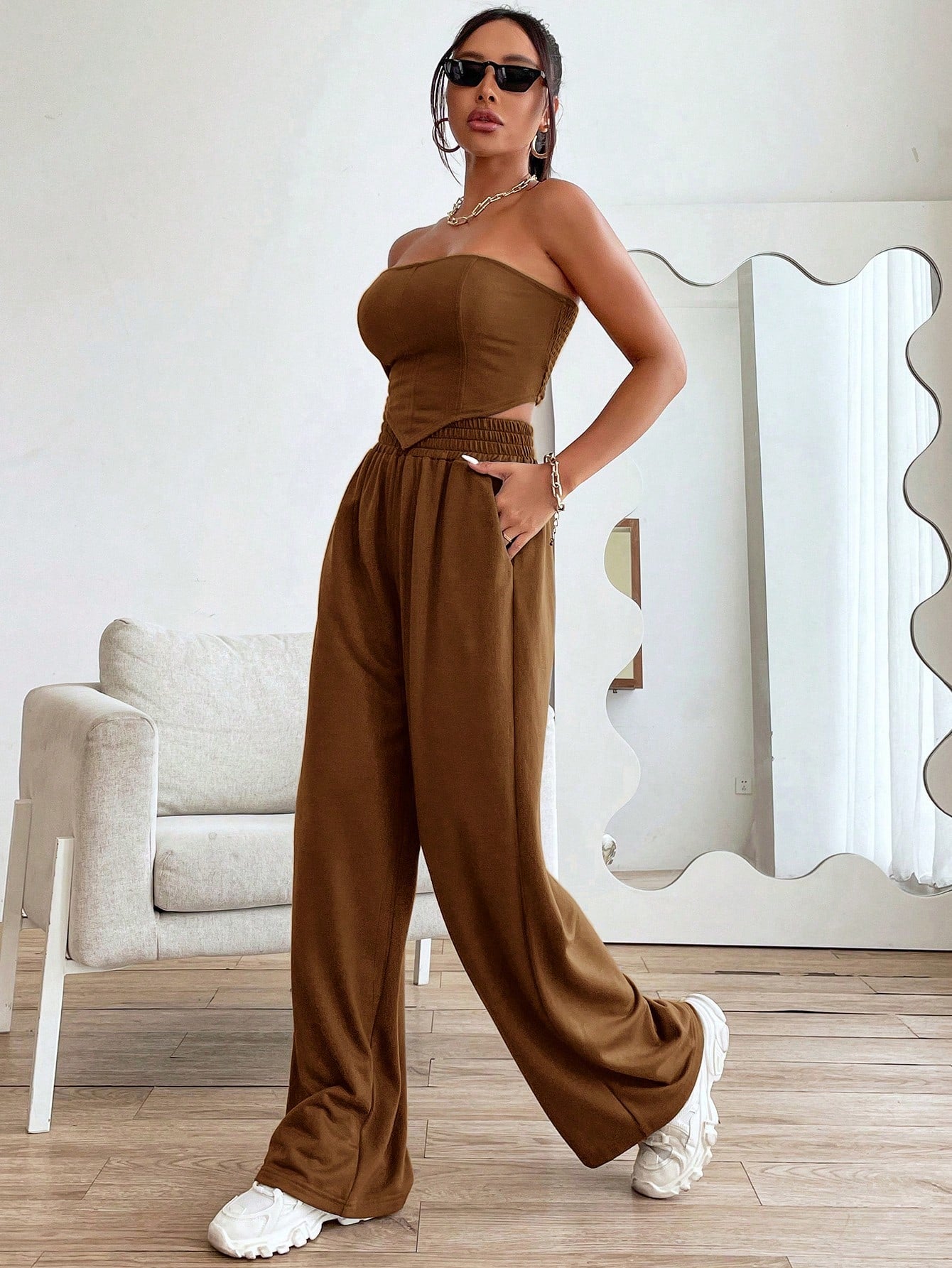 Crop Tube Top mit geraffter Rückseite, Bandana Saum & Hose