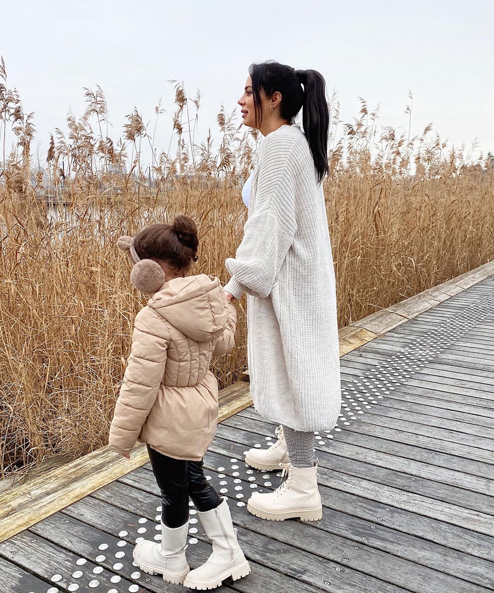 Cardigan Leilani lang Beige