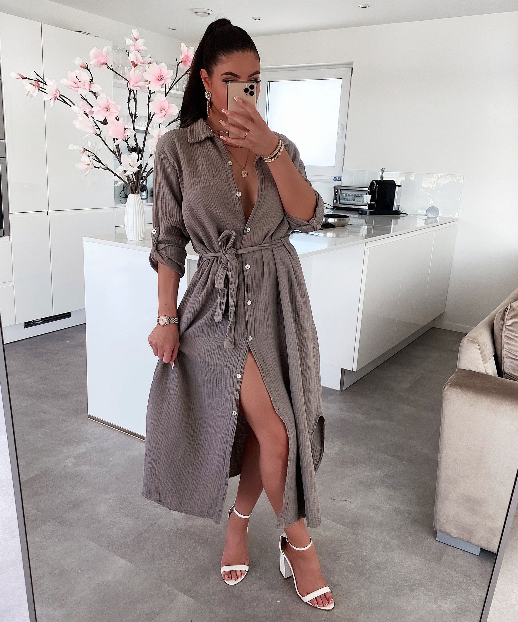 Musselin Kleid Elena Lang Taupe