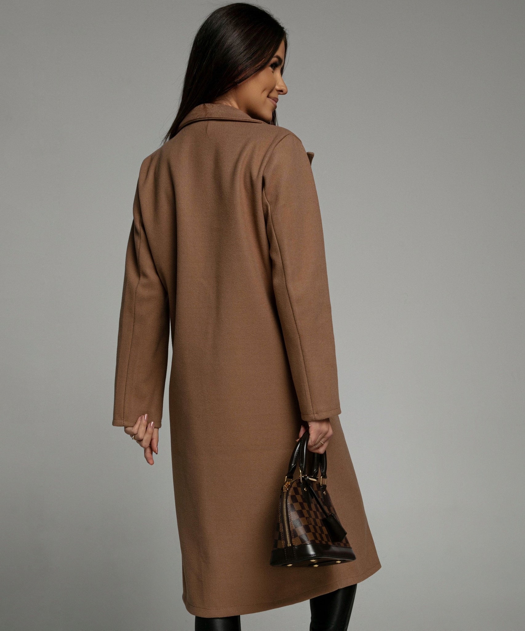 Mantel Juniper Camel