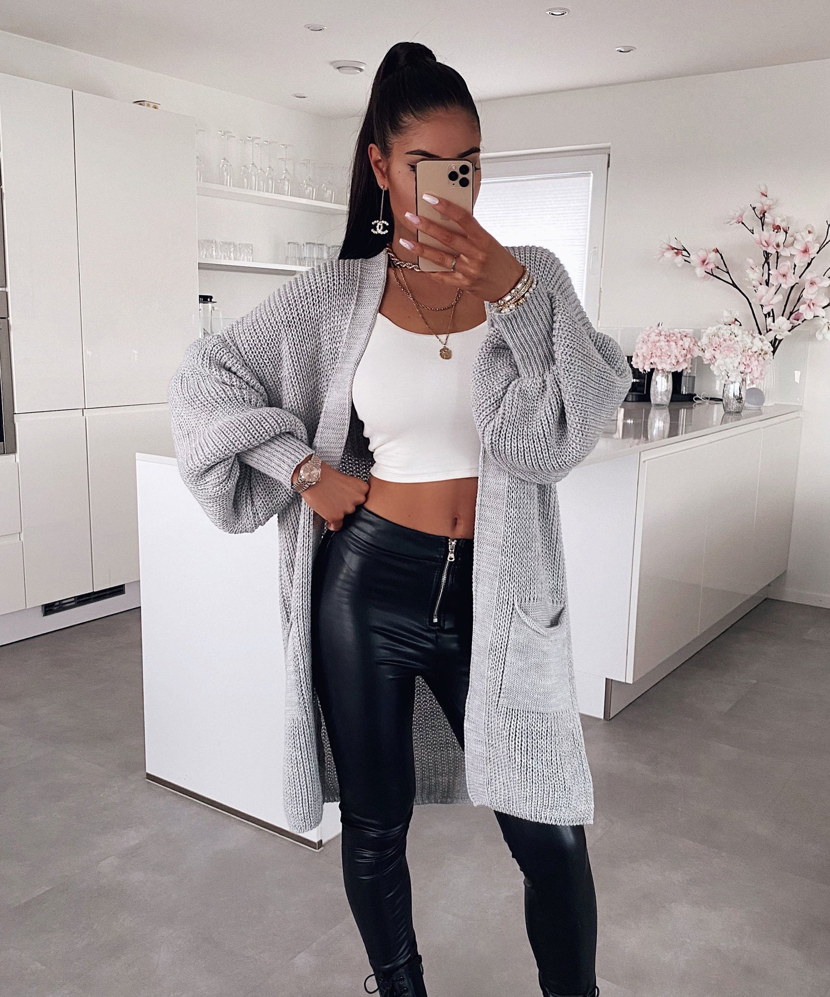 Cardigan Leilani Kurz Hellgrau