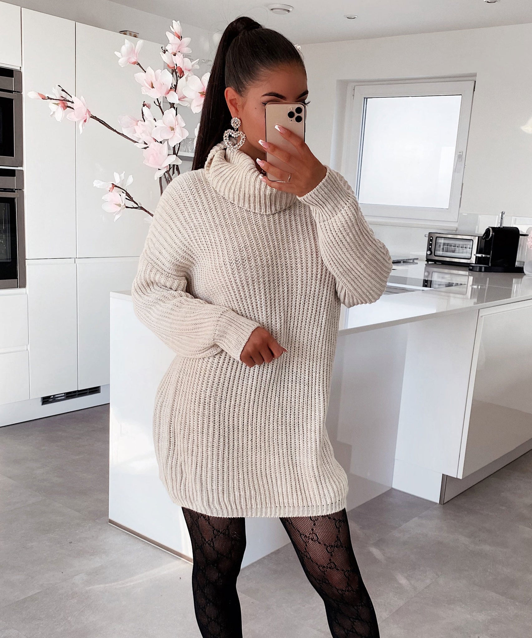 Pullover Kleid Leila Beige