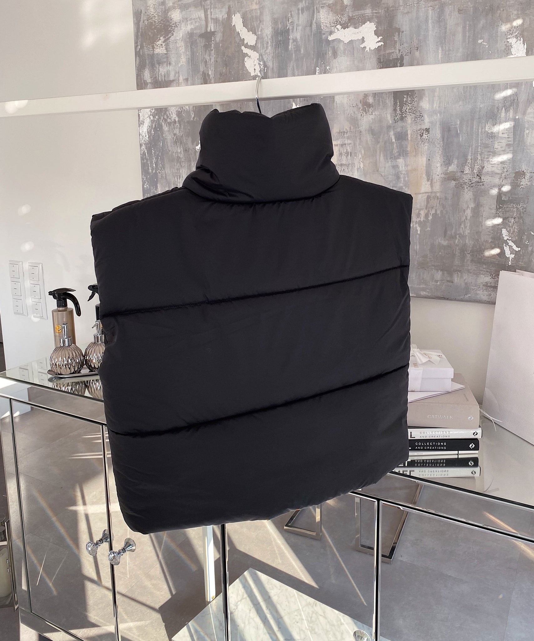 Crop Weste Lacey Schwarz